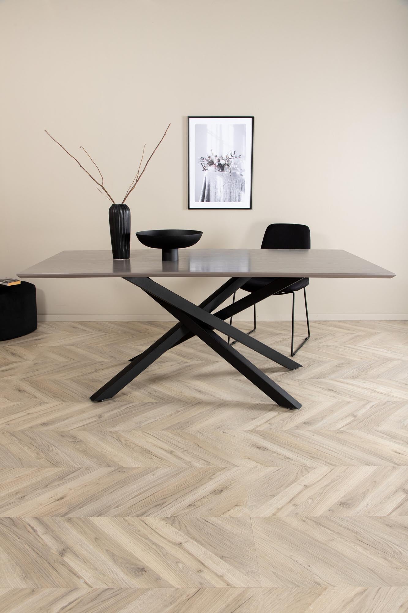 Piazza Esstisch in Schwarz / Grau präsentiert im Onlineshop von KAQTU Design AG. Esstisch ist von Venture Home