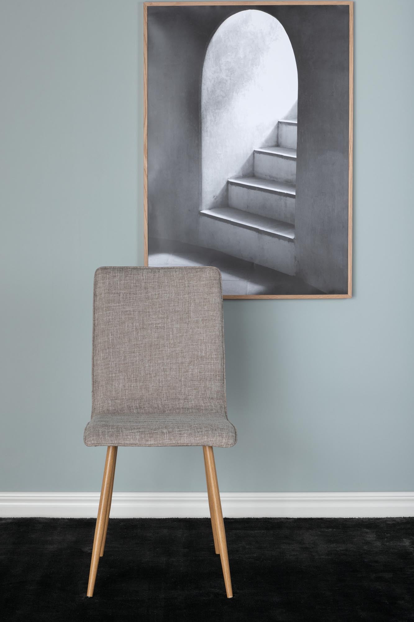 Windu Stuhl in Hellgrau präsentiert im Onlineshop von KAQTU Design AG. Stuhl ist von Venture Home