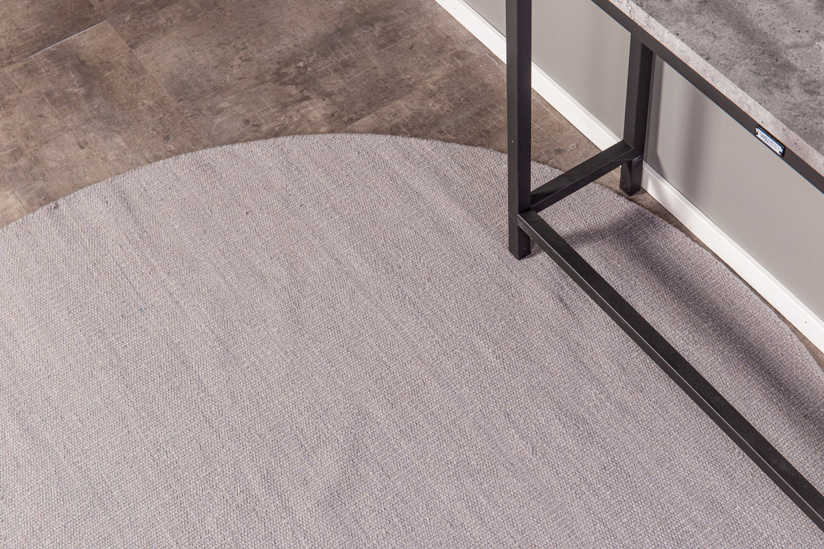 Rise Beistelltisch in Dunkelgrau / Schwarz präsentiert im Onlineshop von KAQTU Design AG. Beistelltisch ist von Venture Home