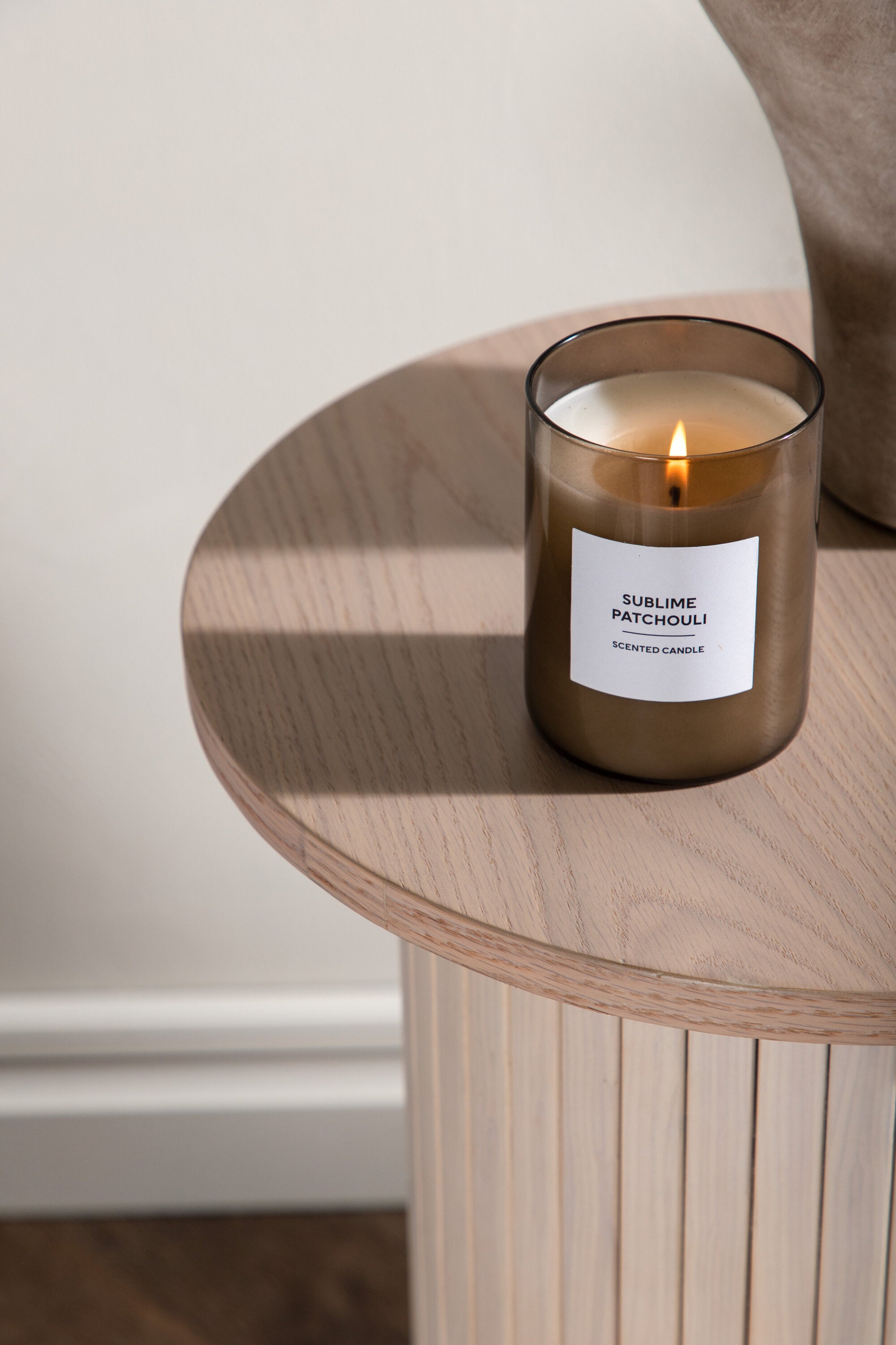 Bianca Beistelltisch in Tünchen präsentiert im Onlineshop von KAQTU Design AG. Beistelltisch ist von Venture Home