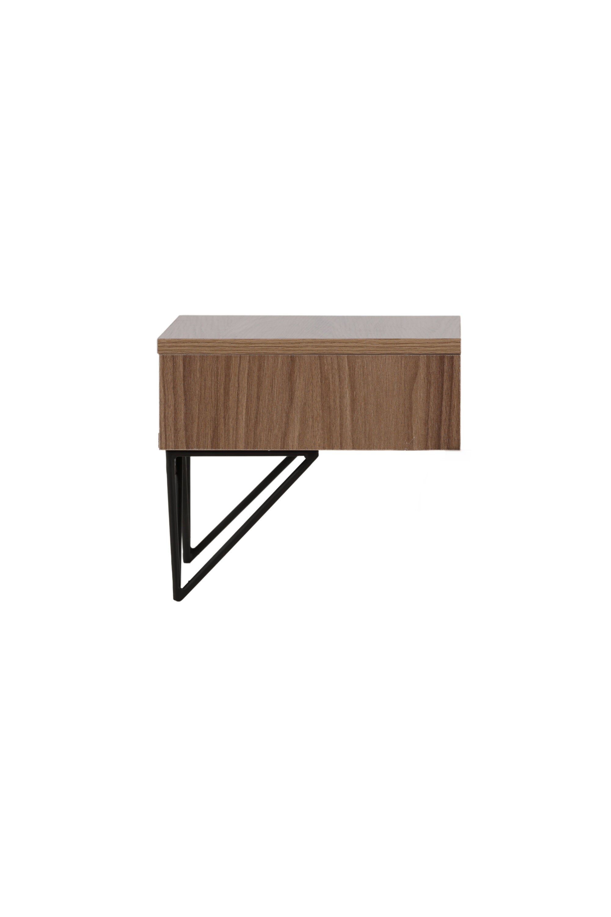 Holy Tisch in Walnuss präsentiert im Onlineshop von KAQTU Design AG. Beistelltisch ist von Venture Home
