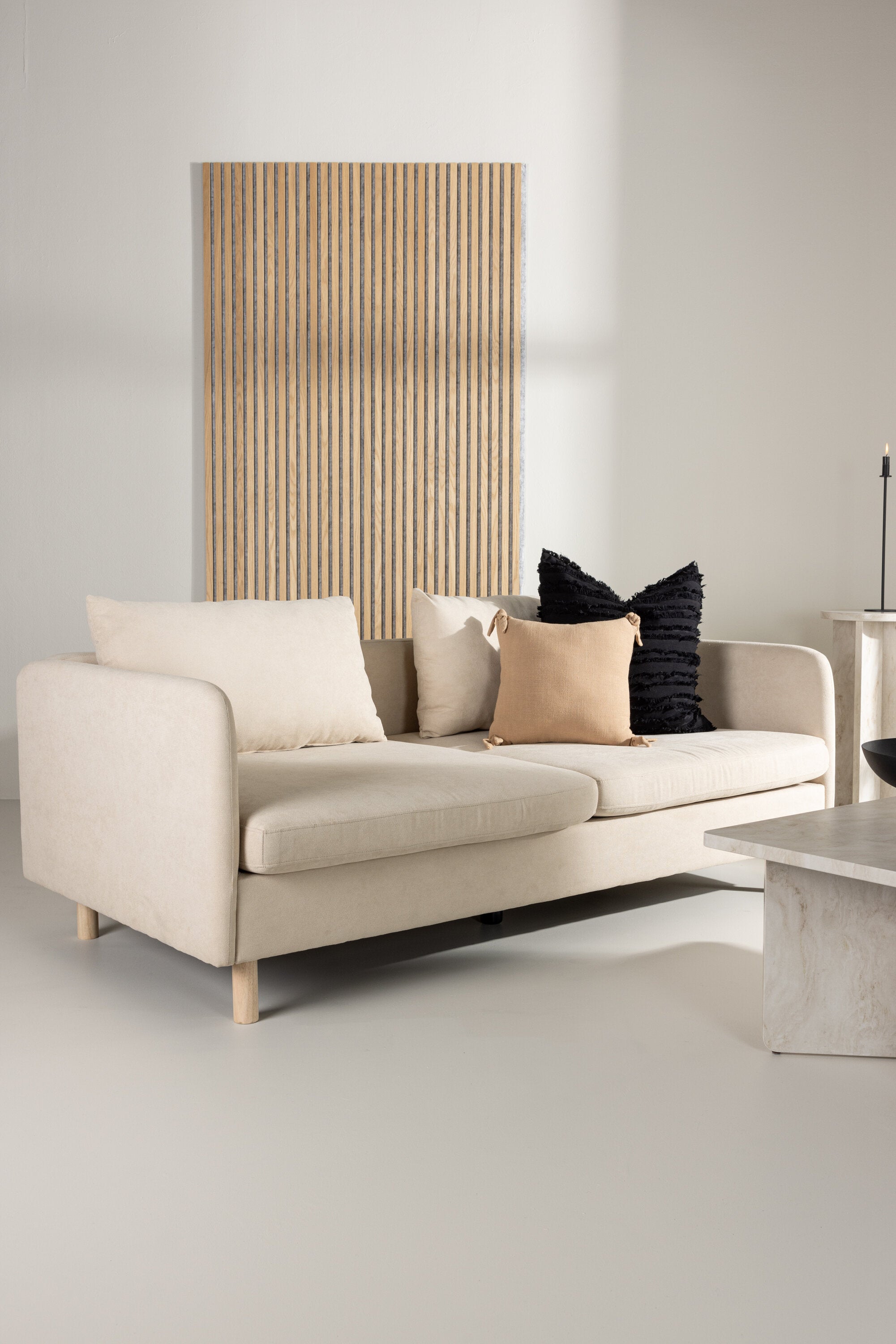 Zero 2-Seat Sofa in Beige präsentiert im Onlineshop von KAQTU Design AG. 2er Sofa ist von Venture Home