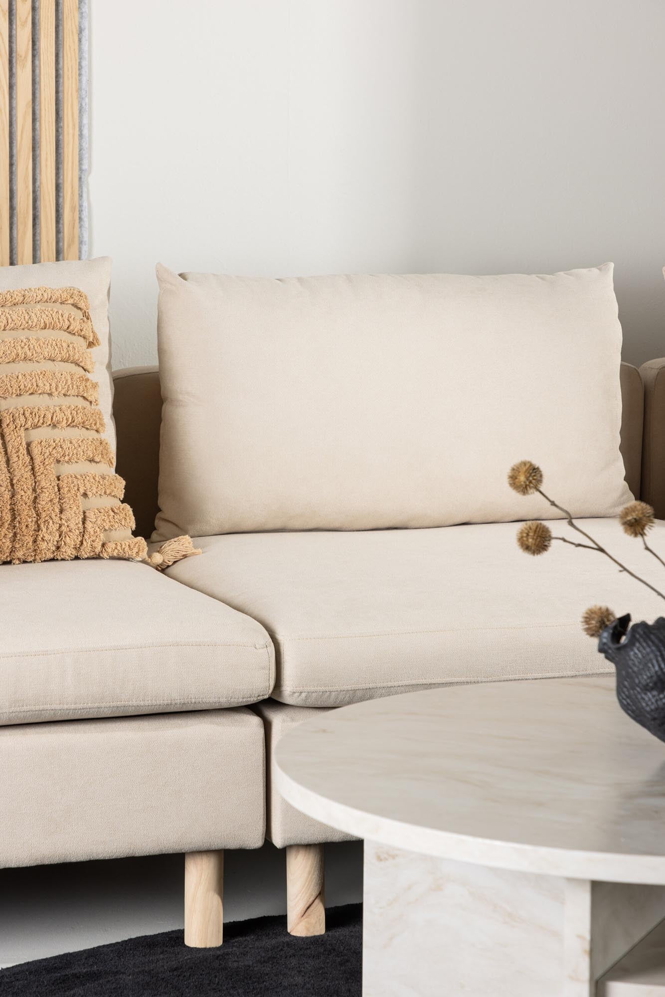 Zero 3-Sitzer: Stilvolle Schlichtheit für Ihr modernes Wohnzimmer.