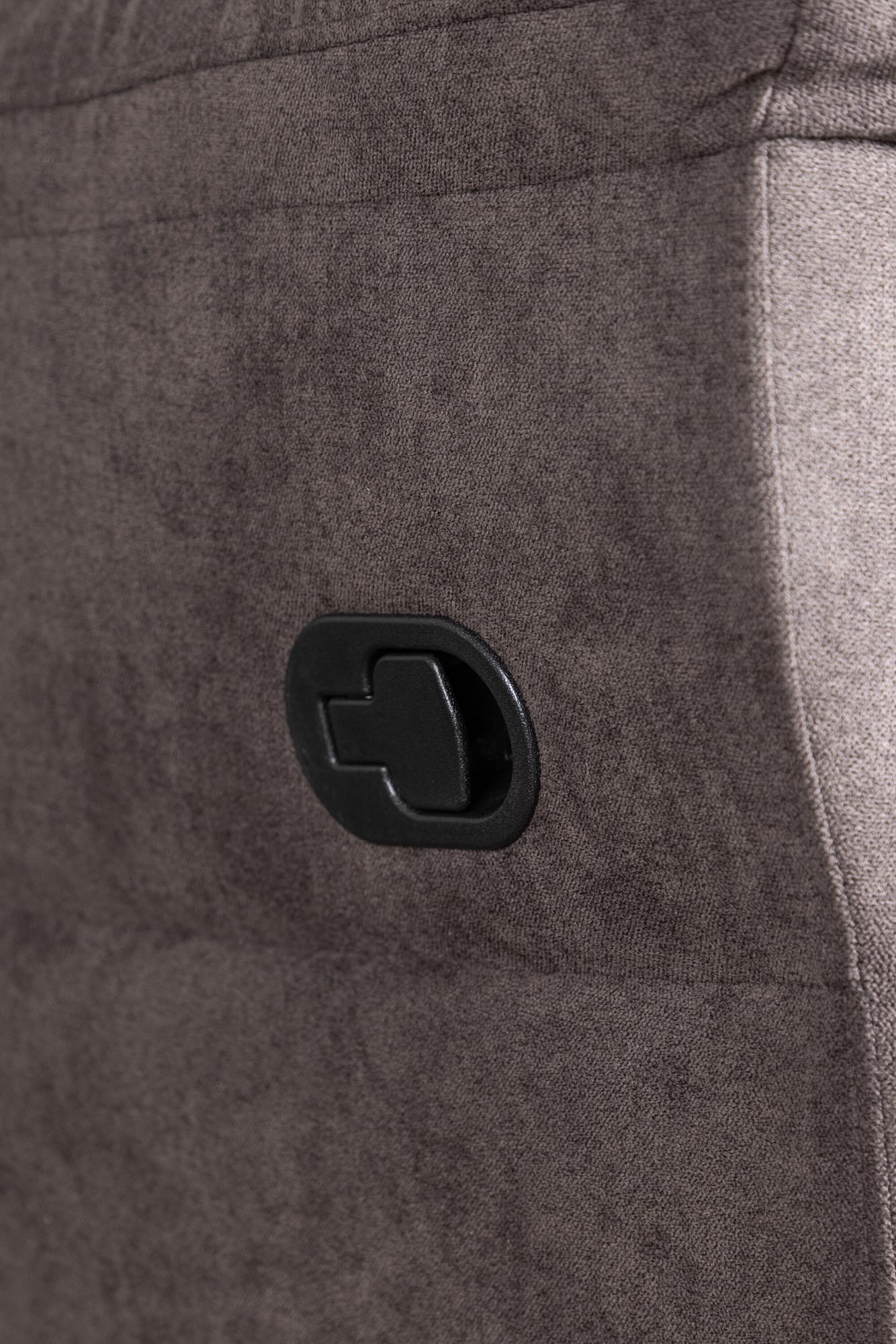 Taranto Sessel: Eleganz trifft Komfort für zeitgemässes Wohnen.