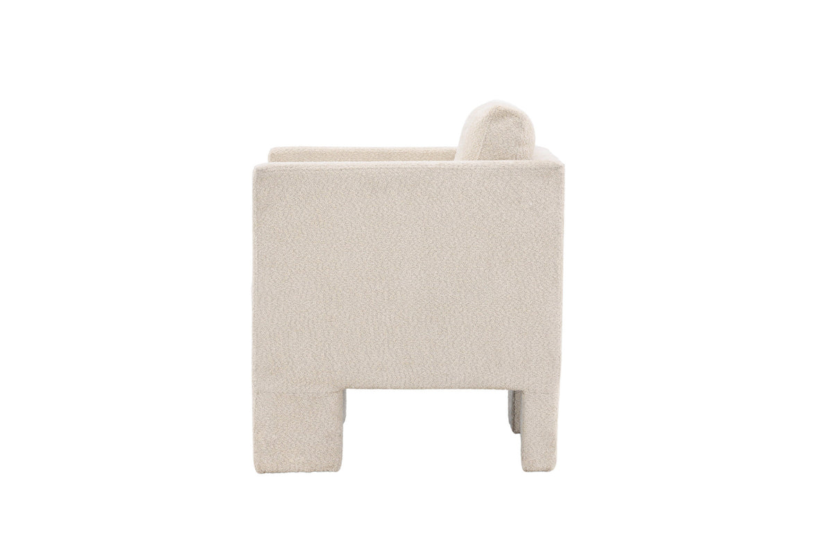 Ragusa Sessel in Weiss präsentiert im Onlineshop von KAQTU Design AG. Sessel mit Armlehnen ist von Venture Home