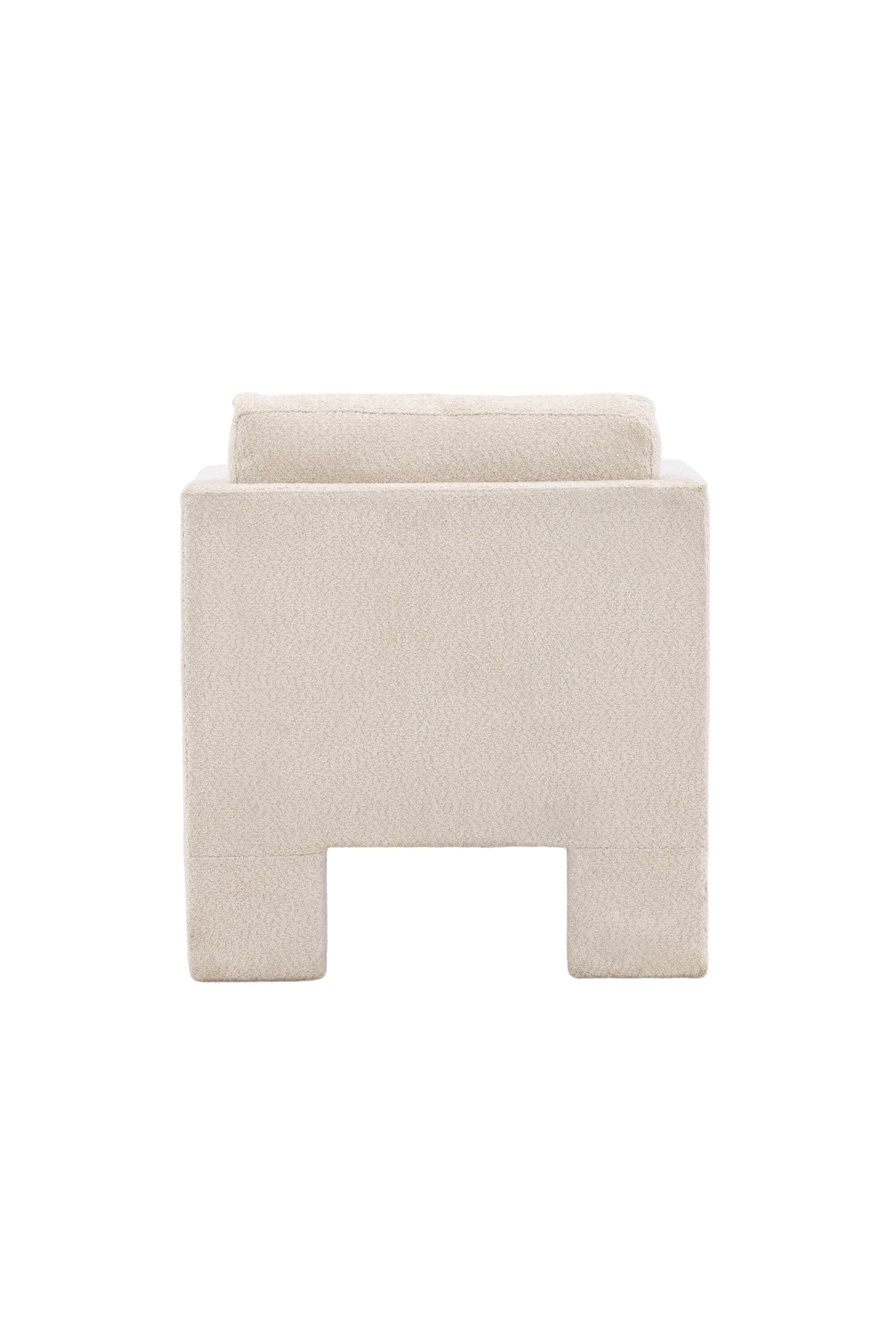 Ragusa Sessel in Weiss präsentiert im Onlineshop von KAQTU Design AG. Sessel mit Armlehnen ist von Venture Home
