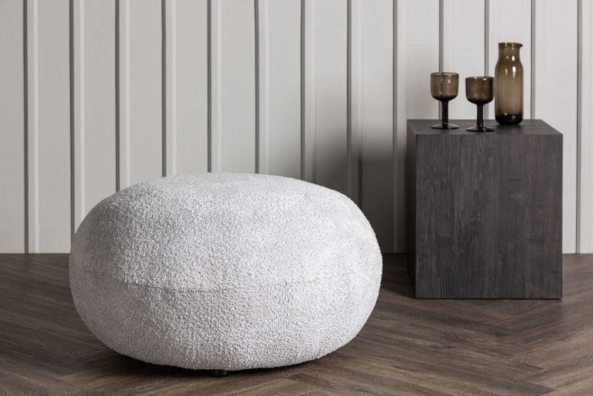 Bologna Hocker in Hellgrau präsentiert im Onlineshop von KAQTU Design AG. Pouf ist von Venture Home