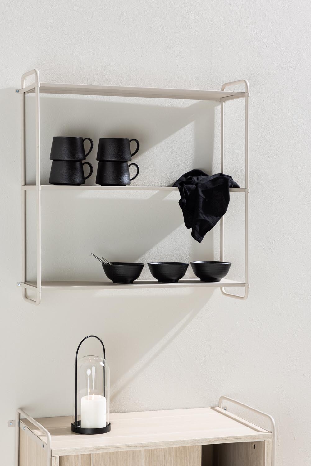 Lyon Regal in Beige präsentiert im Onlineshop von KAQTU Design AG. Standregal ist von Venture Home