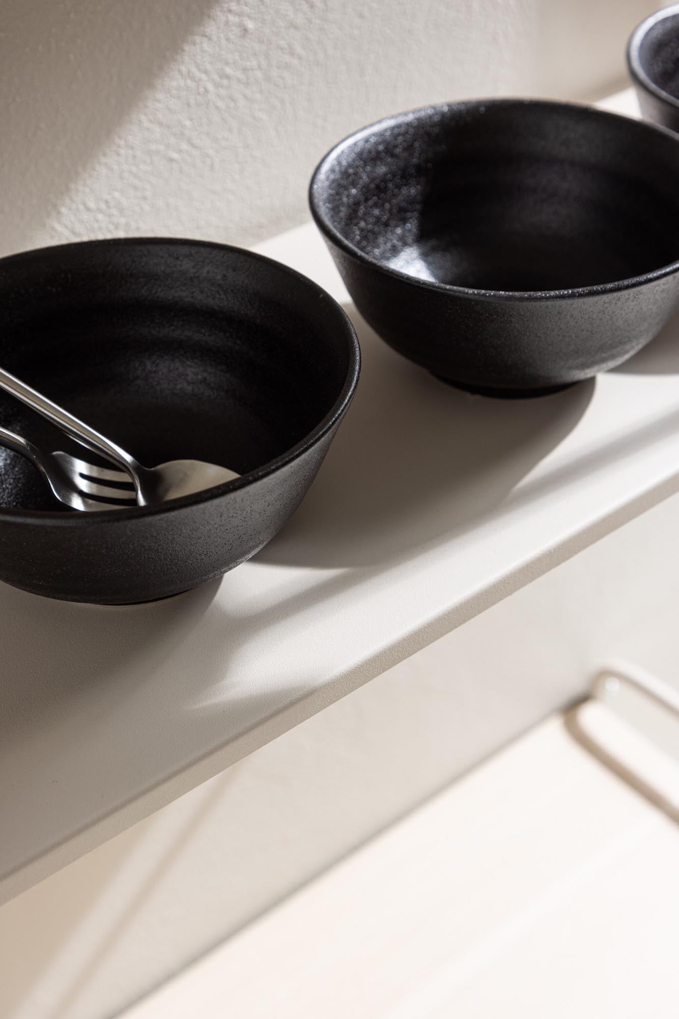 Lyon Regal: Elegante Aufbewahrung mit skandinavischem Flair.