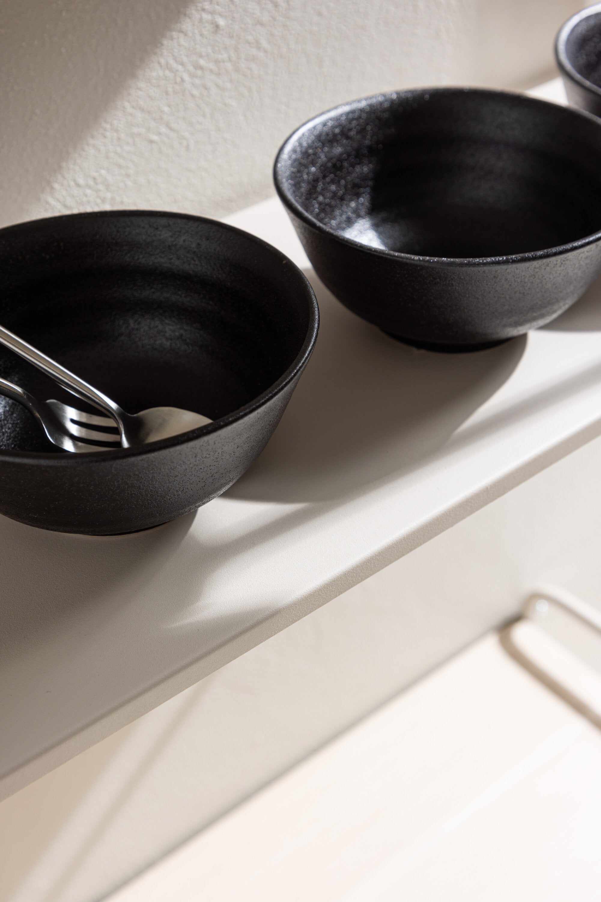 Lyon Regal in Beige präsentiert im Onlineshop von KAQTU Design AG. Standregal ist von Venture Home