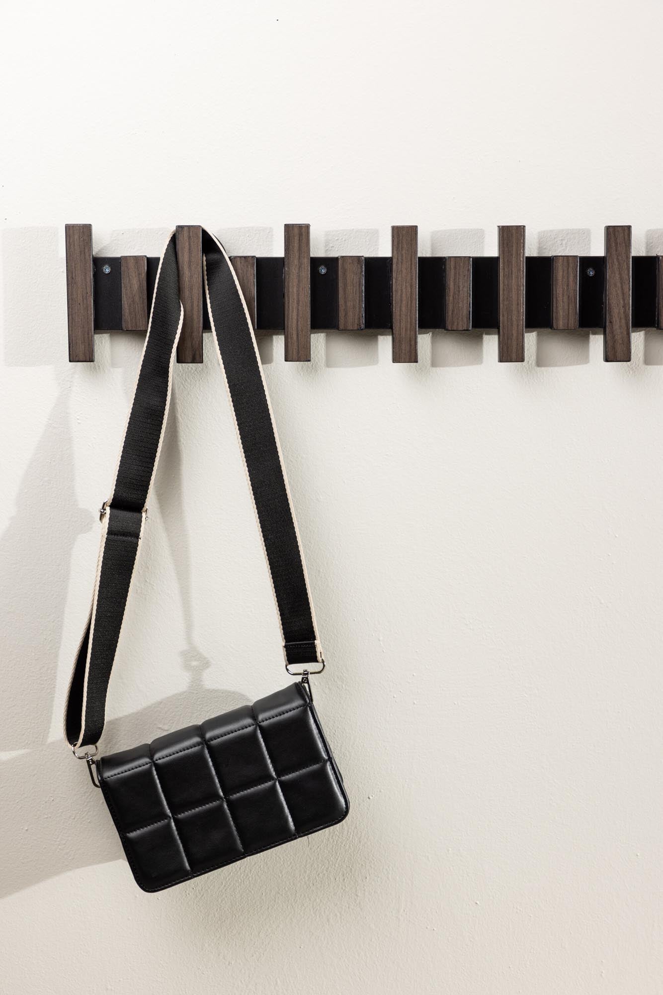 Nimes Hänger: Praktische Eleganz für Ihr Zuhause von Venture Home.