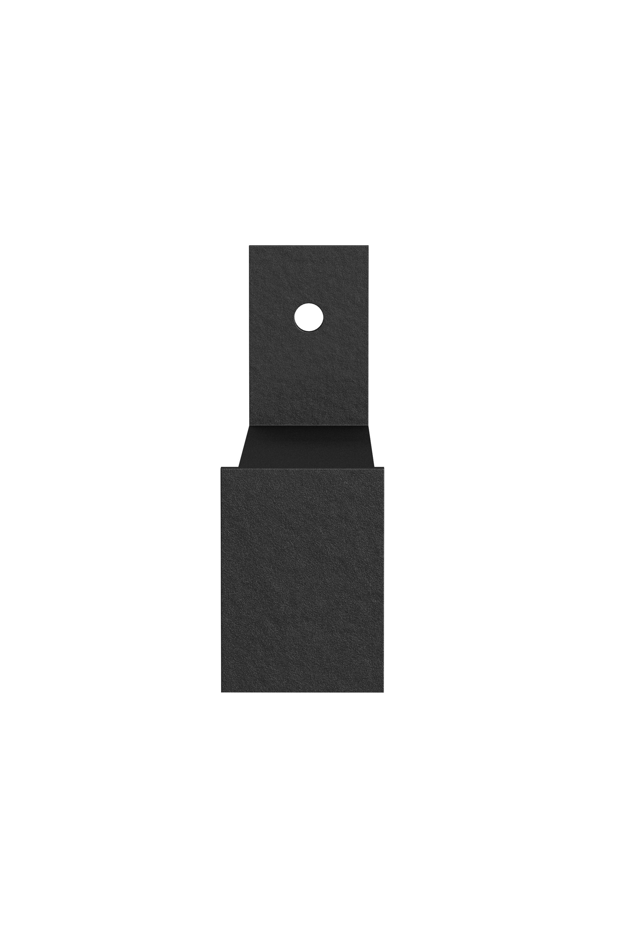 Nimes Hänger in Schwarz präsentiert im Onlineshop von KAQTU Design AG. Kleiderbügler ist von Venture Home