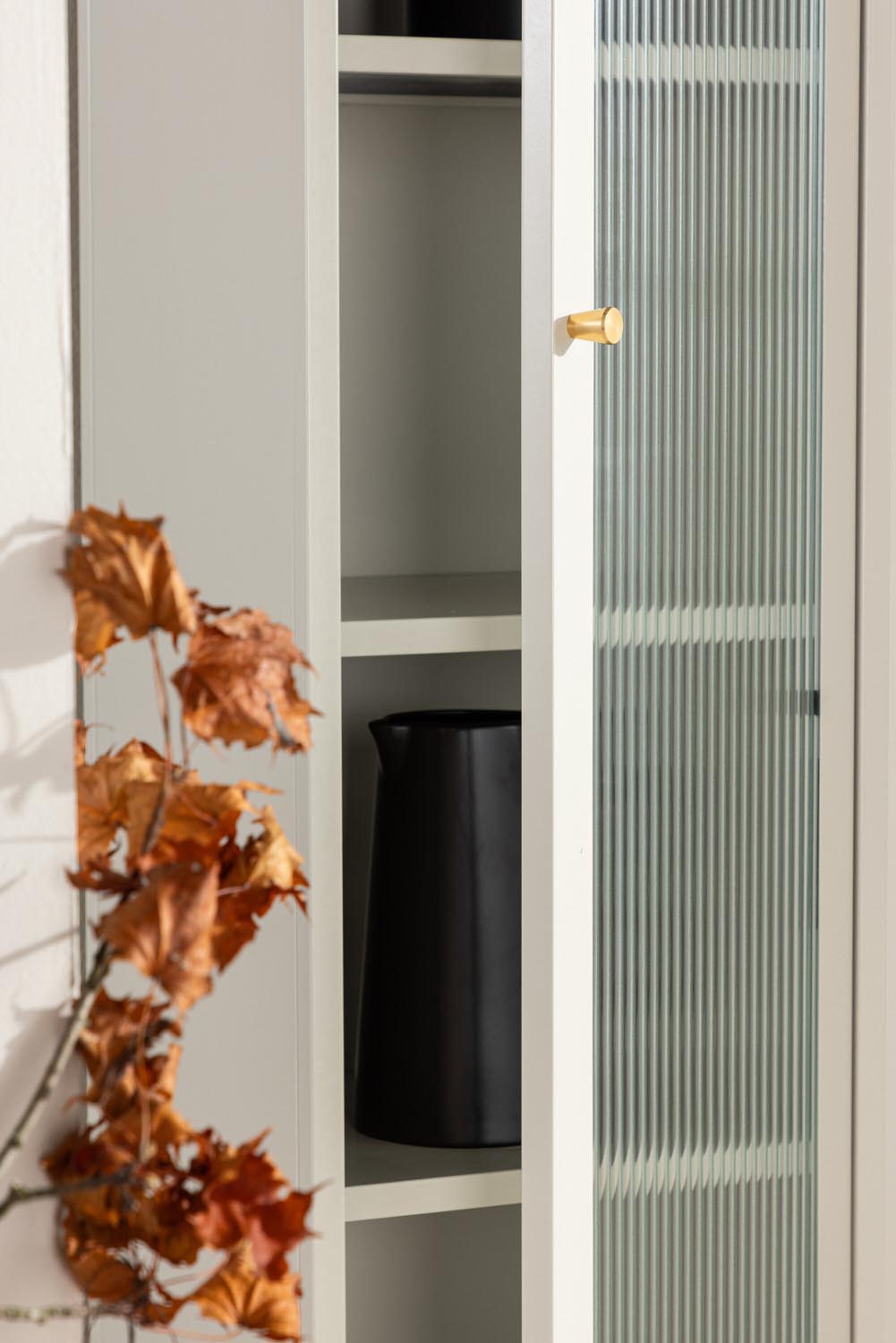 Cali Kabinett in Beige präsentiert im Onlineshop von KAQTU Design AG. Cabinet ist von Venture Home
