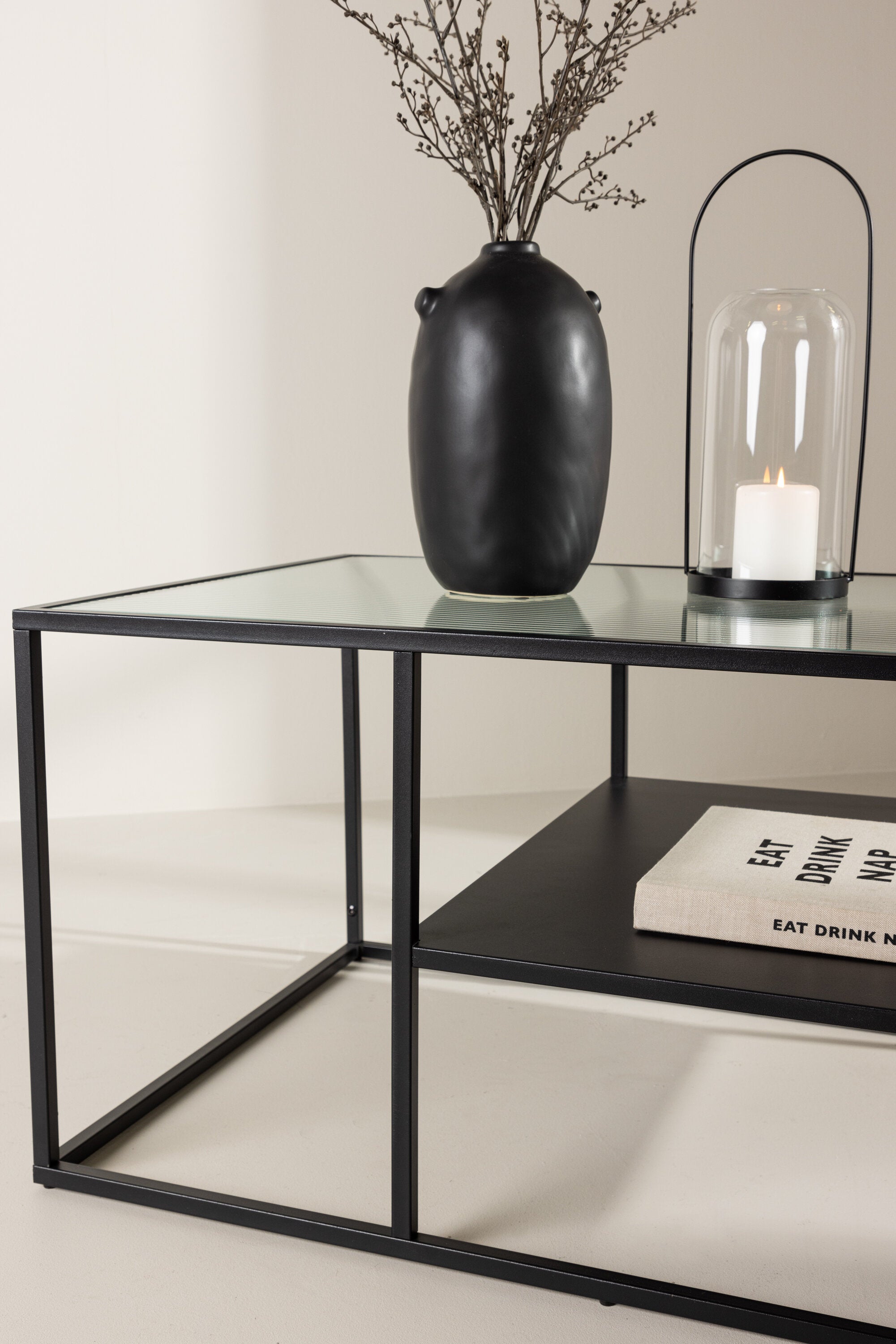Campinas Coffee Tisch in Schwarz präsentiert im Onlineshop von KAQTU Design AG. Beistelltisch ist von Venture Home