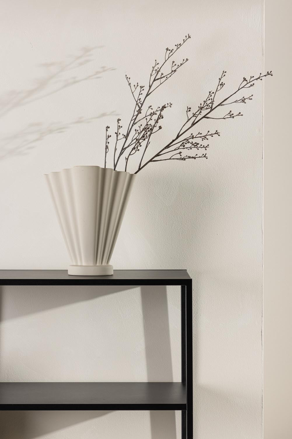 Puno Beistelltisch in Schwarz präsentiert im Onlineshop von KAQTU Design AG. Beistelltisch ist von Venture Home