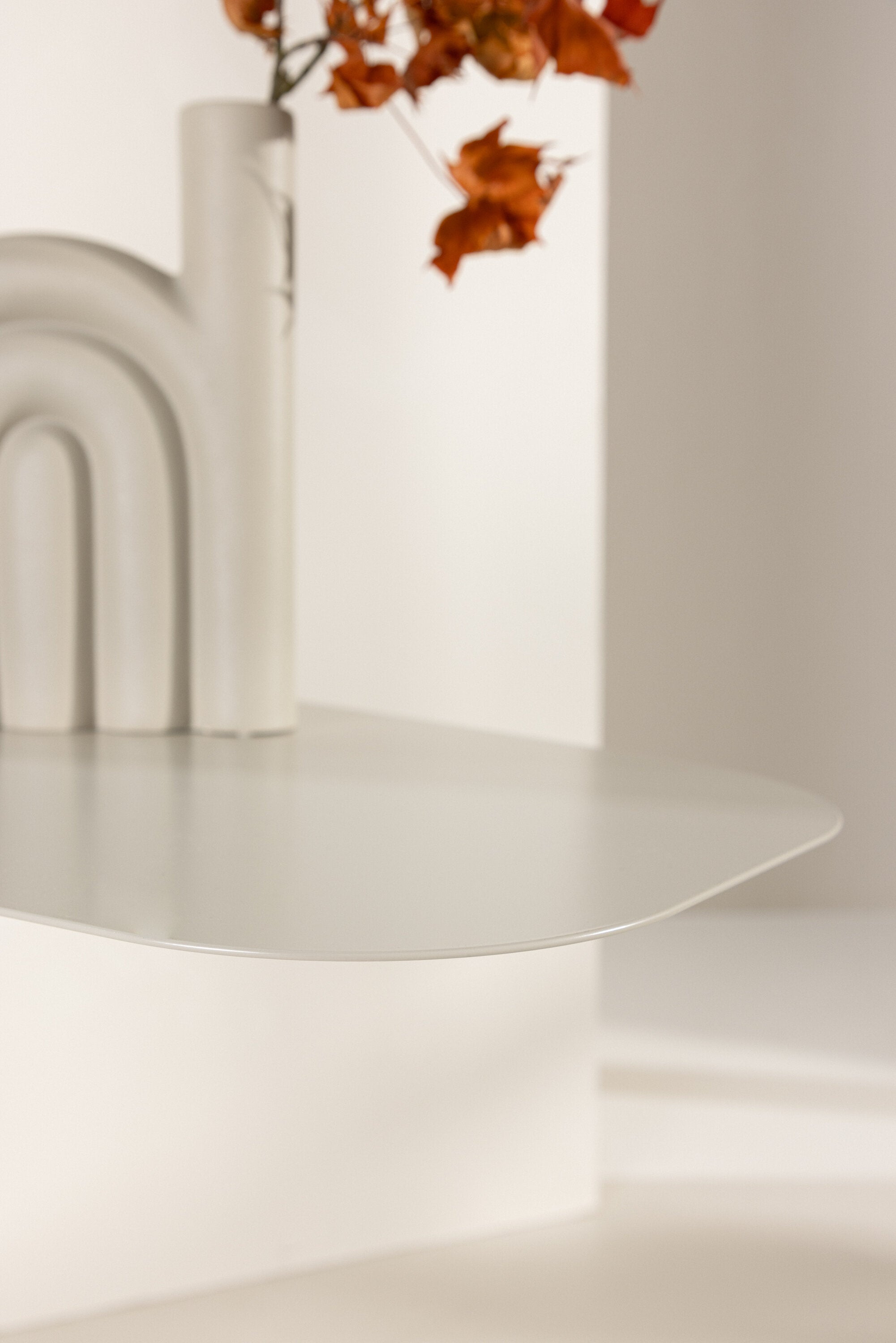 San Jose Beistelltisch in Beige präsentiert im Onlineshop von KAQTU Design AG. Beistelltisch ist von Venture Home