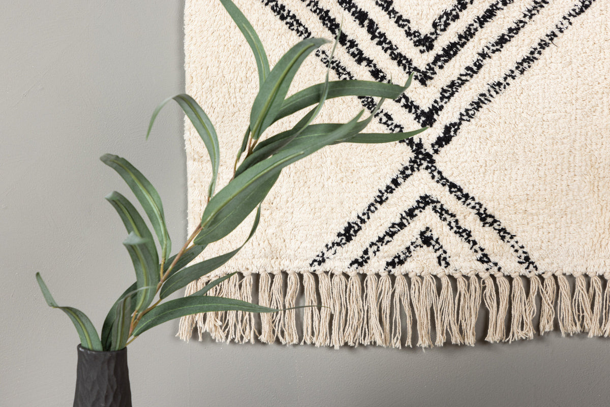 Lovis Wanddeko in Cremefarben präsentiert im Onlineshop von KAQTU Design AG. Wandteppich ist von Venture Home