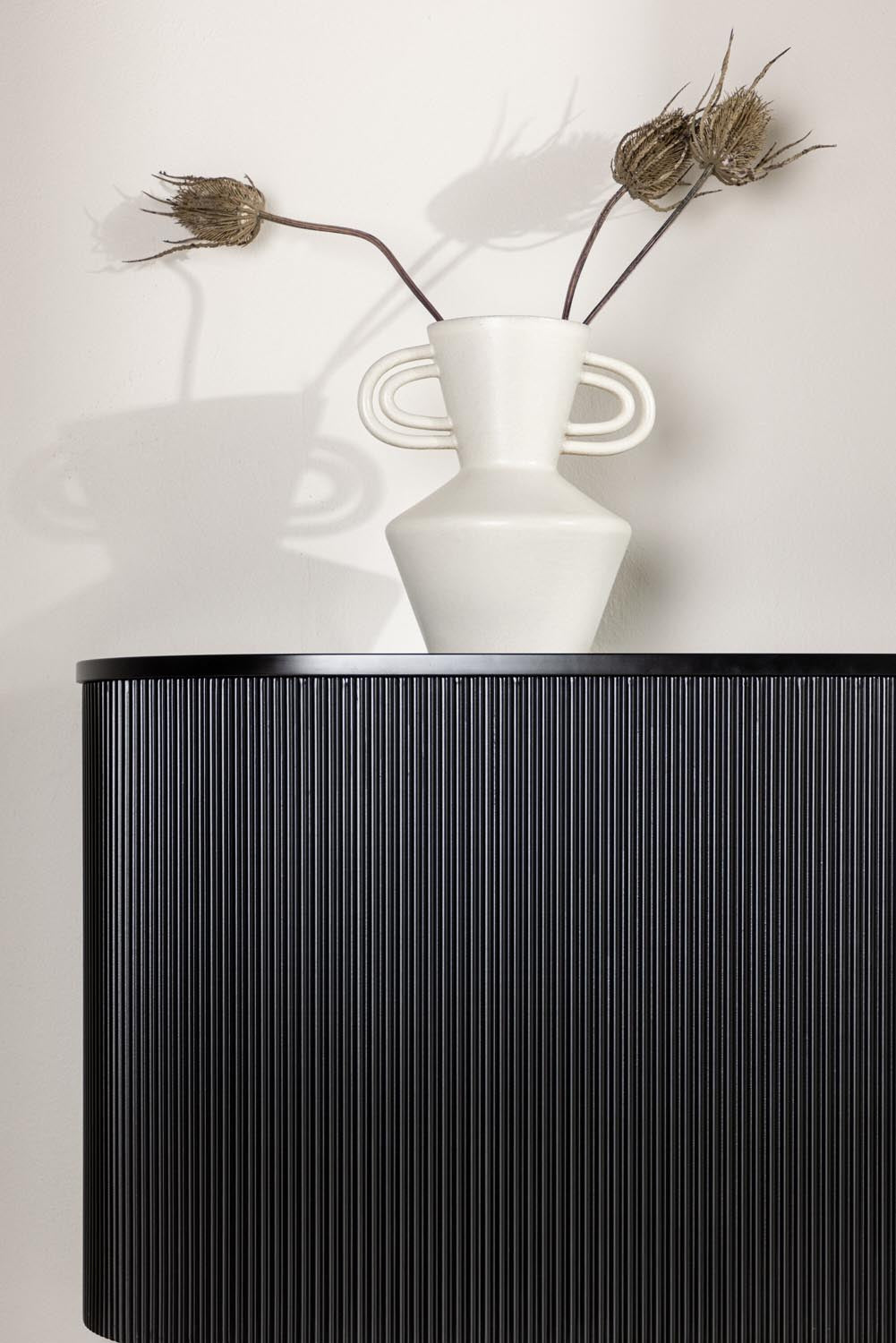 Loca Sideboard in Schwarz präsentiert im Onlineshop von KAQTU Design AG. Sideboard ist von Venture Home