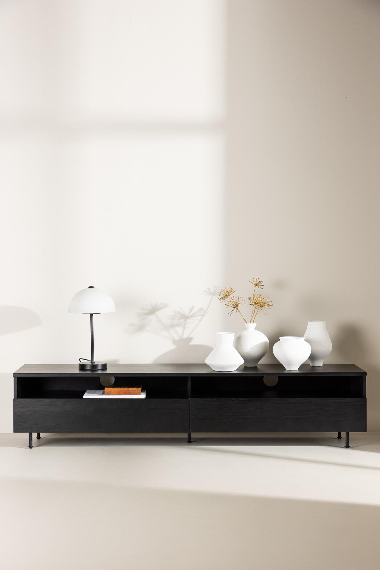 Navarra TV Sideboard in Schwarz präsentiert im Onlineshop von KAQTU Design AG. TV-Möbel ist von Venture Home