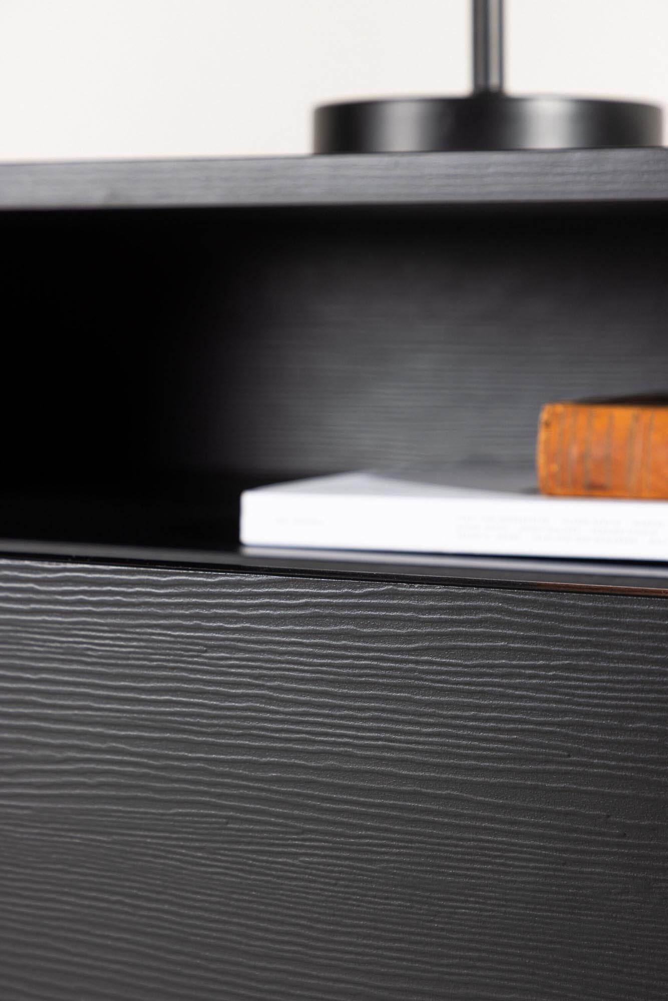 Navarra TV Sideboard in Schwarz präsentiert im Onlineshop von KAQTU Design AG. TV-Möbel ist von Venture Home
