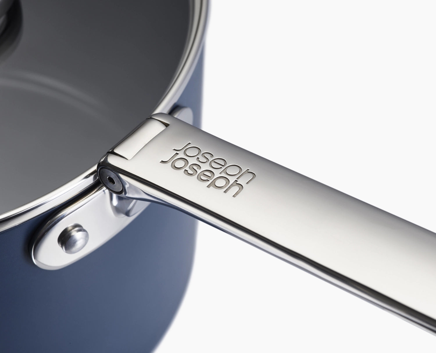 Casserole Space D23cm manche pliable avec couvercle