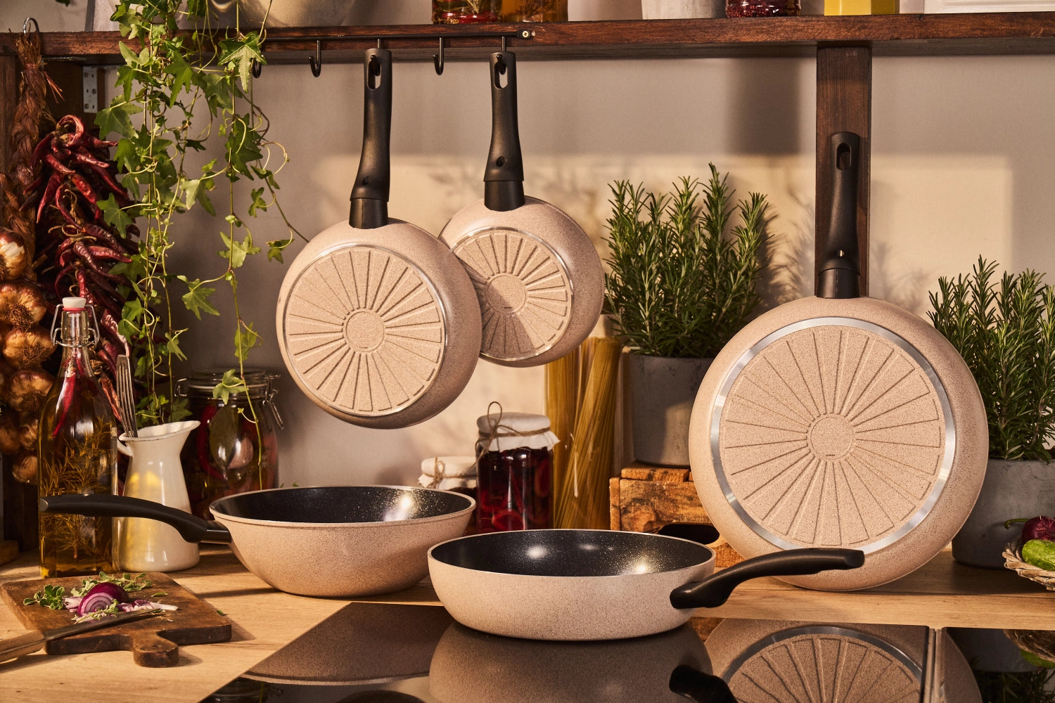 Ballarini Ledro Bratpfanne 20cm aus hochwertigem Material, ideal für gleichmäßiges Braten und perfekte Ergebnisse in der Küche.