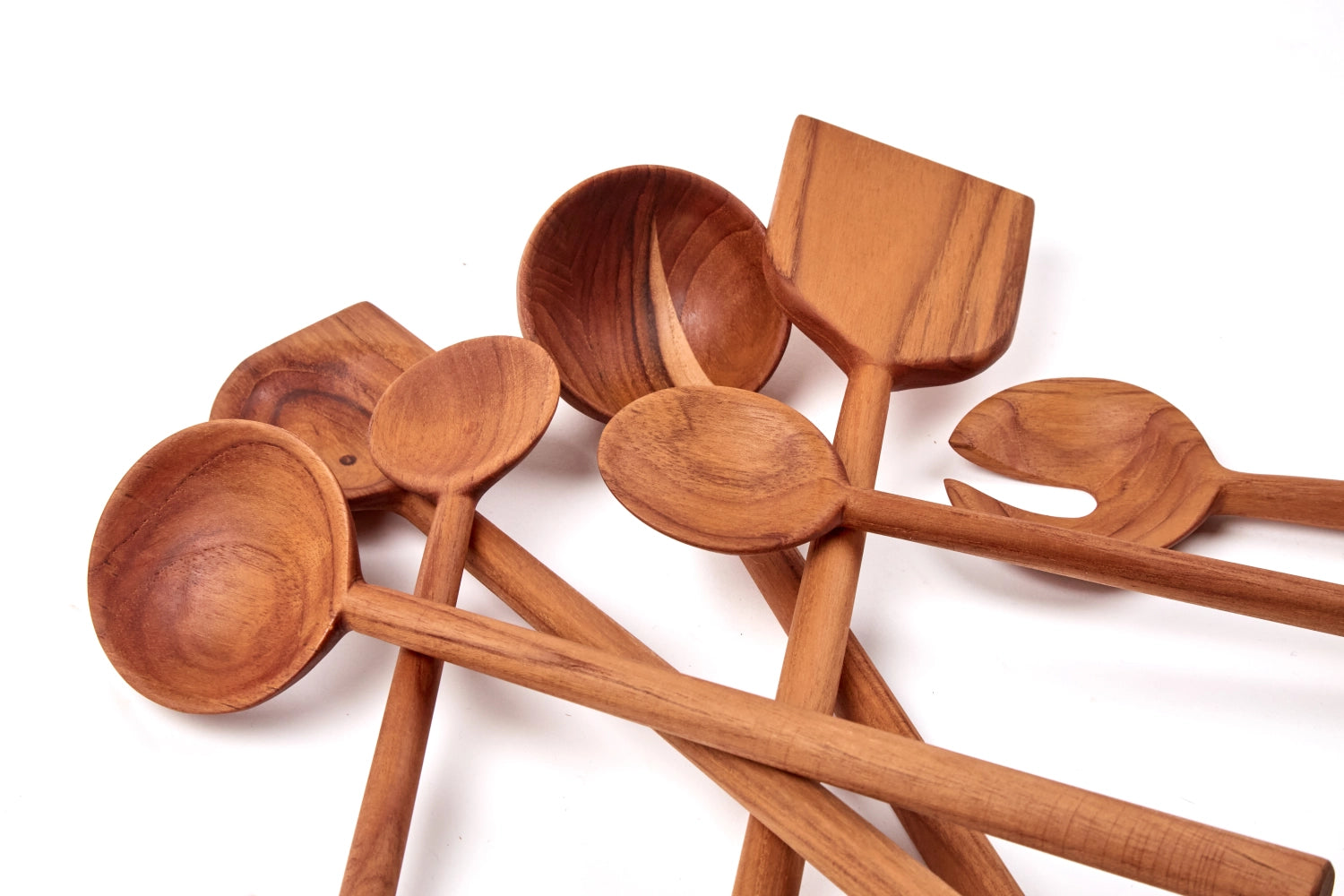 Moon Kochlöffel 33x7.8x2cm in Braun präsentiert im Onlineshop von KAQTU Design AG. Küchenhelfer ist von Teak Haus