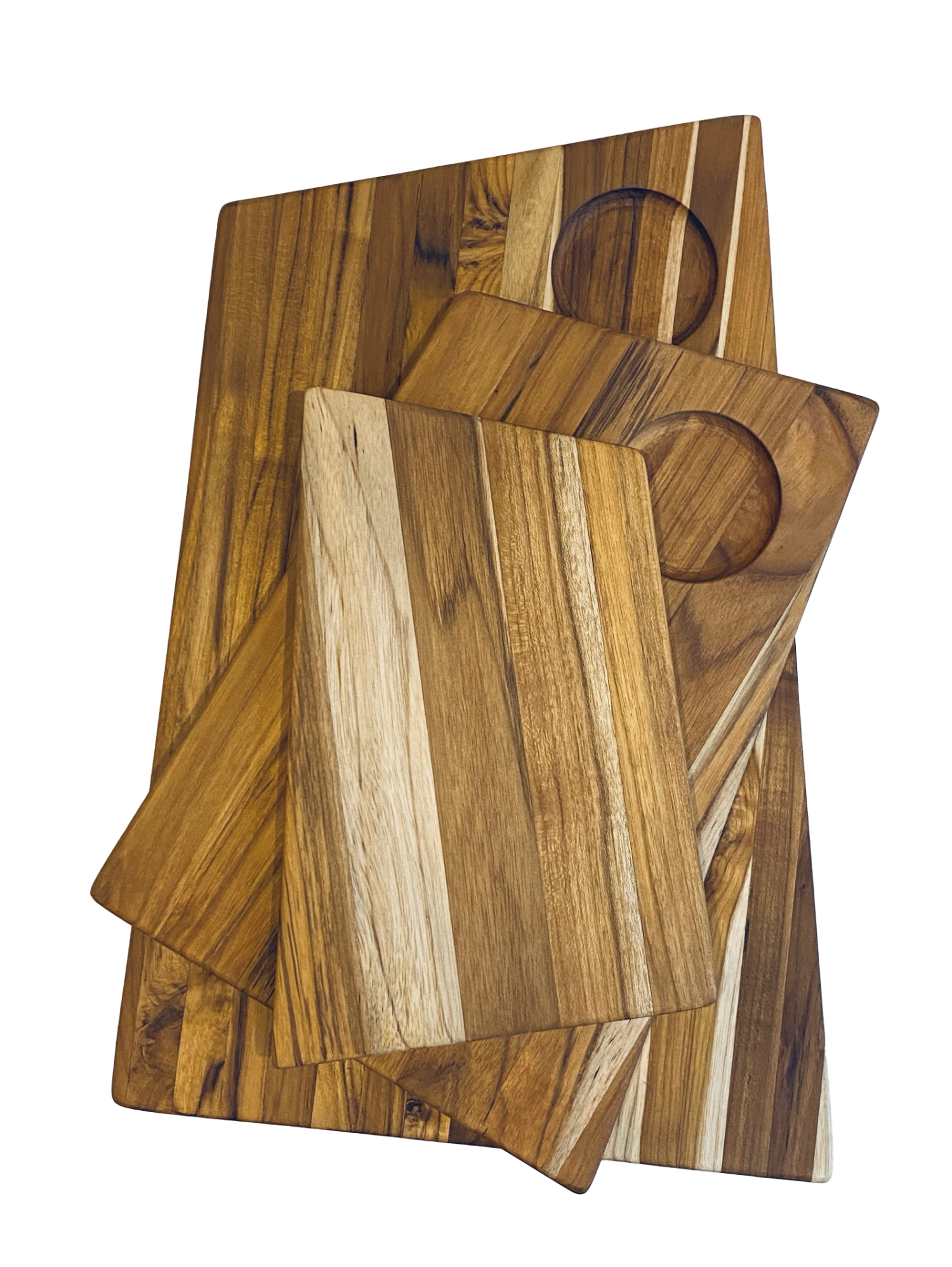 Elegantes trapezförmiges Schneidbrett aus hochwertigem Teakholz, perfekt für die Küche, 29x19x1.5 cm, vereint Funktionalität und Design.