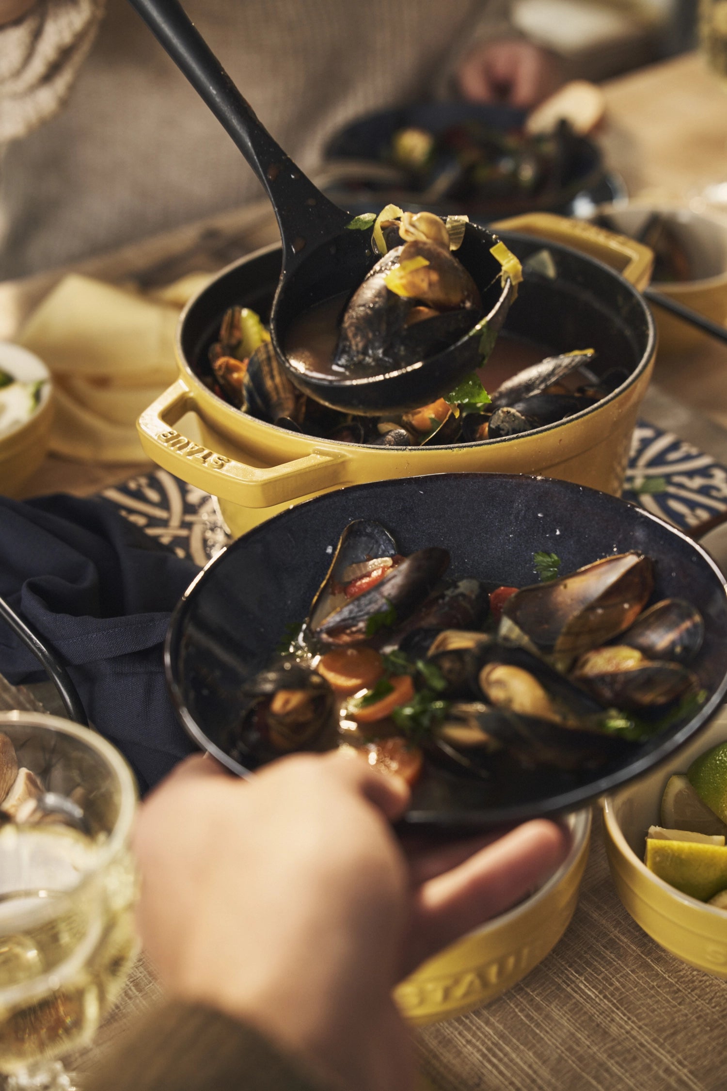 Cocotte 24cm, rund, Citron, Gusseisen 3.7l