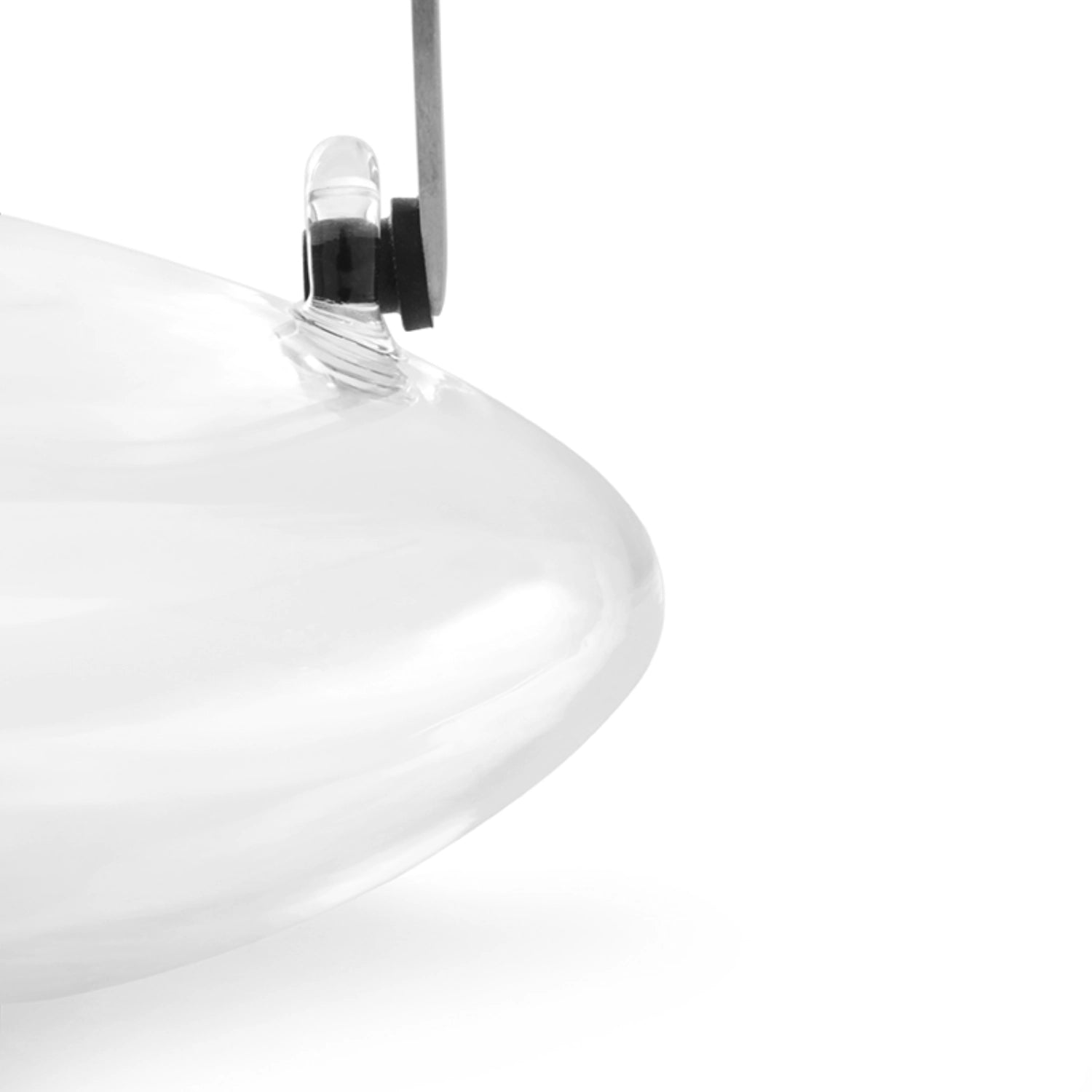 Moderner Teekrug aus klarem Glas mit 0,55 l Volumen, perfekt für aromatische Teeinfusionen und ansprechende Tischpräsentation.