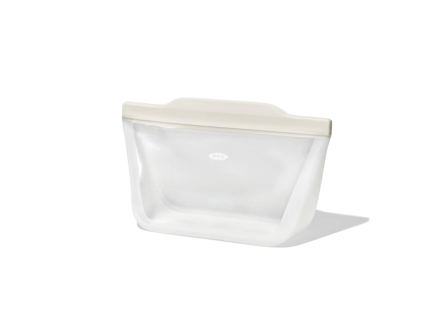Vielseitige OXO Good Grips Silikon-Aufbewahrungstasche (946ml) im Stand-Up-Format, ideal für die Aufbewahrung von Lebensmitteln und Snacks.