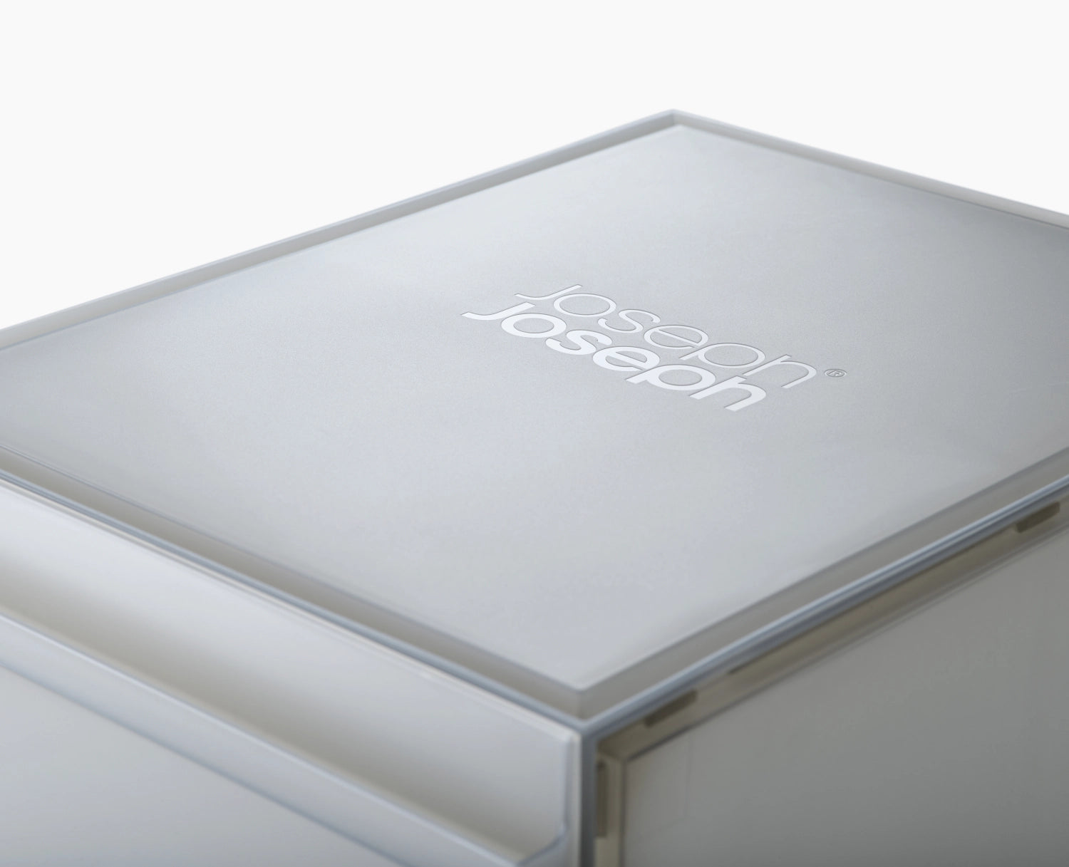 Praktisches Schuhschrank-Set von Joseph Joseph in Grau, perfekt für die platzsparende Organisation von Schuhen in Flur oder Schlafzimmer.