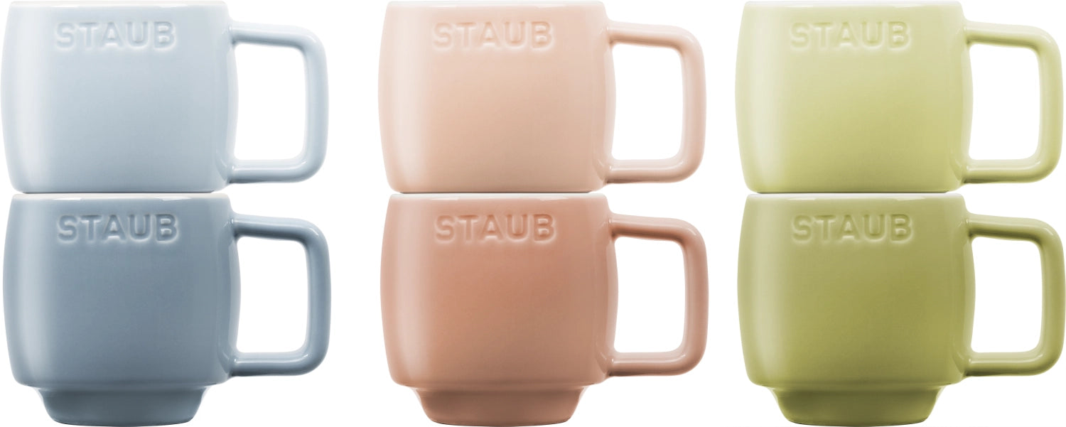 Charmantes 6-teiliges XS Tassenset von Staub, 100ml, perfekt für kleine Portionen und besondere Anlässe, bringt Eleganz in jede Tischdekoration.