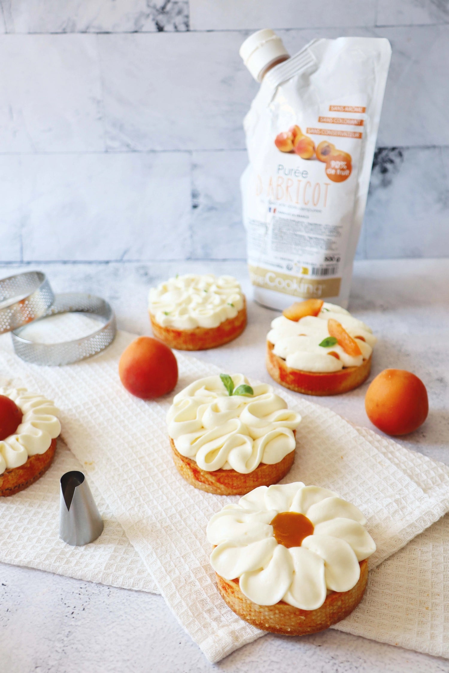 Set of 3 stainless steel piping nozzles for cake decoration