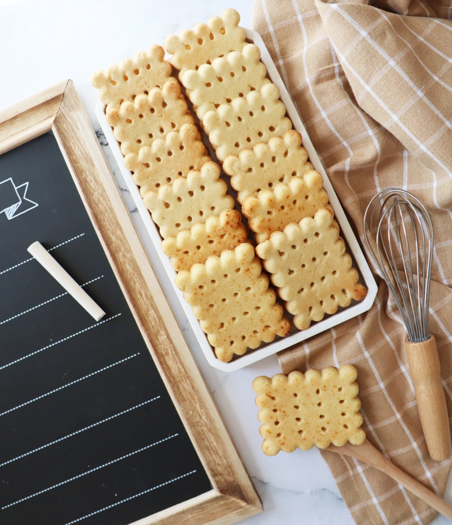 Silikon Backform für 8 Petit beurre Biskuits, ideal für das Backen von leckeren Keksen mit einfacher Handhabung und vielseitigen Einsatzmöglichkeiten.