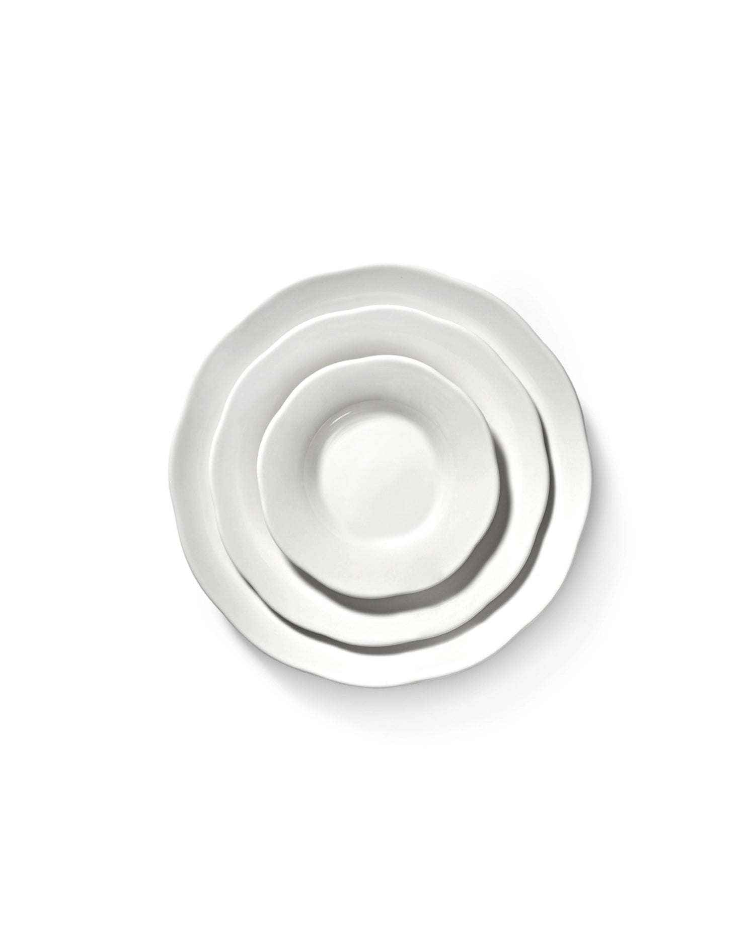 Eleganter, tiefen Silhouette Teller aus hochwertigem weißen Porzellan, ideal für stilvolle Präsentationen und besondere Anlässe.