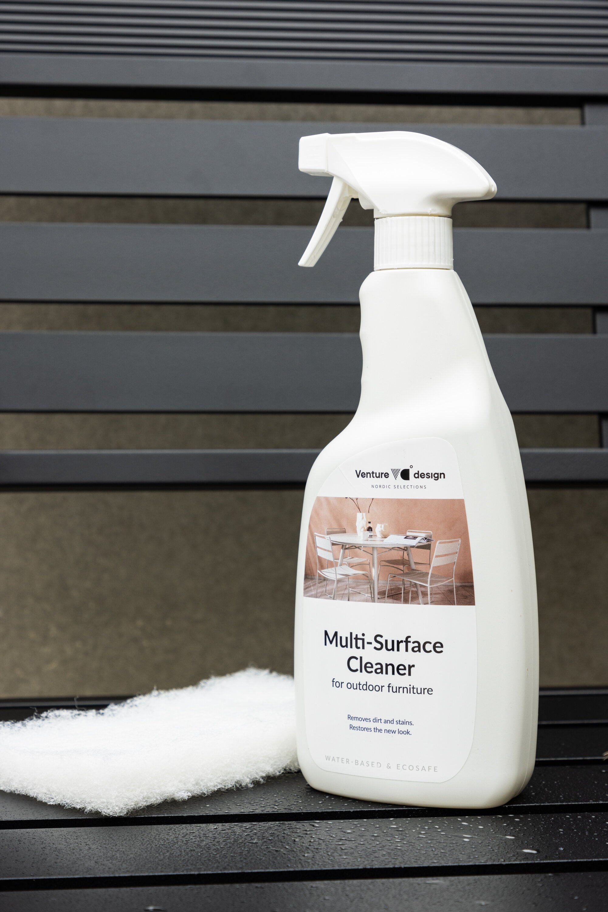Bold Möbelpflege Multi-Surface Cleaner - 750ml in Transparent präsentiert im Onlineshop von KAQTU Design AG. Reinigungsmittel ist von Venture Home