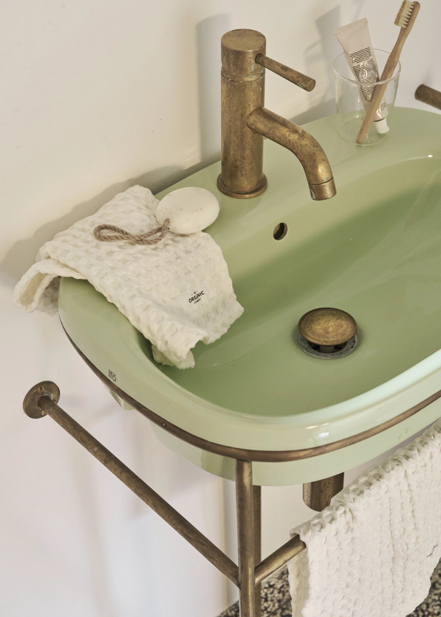 Big Waffle 3er Set Waschlappen 24x40cm natural white in Weiss präsentiert im Onlineshop von KAQTU Design AG. Badetuch ist von The Organic Company