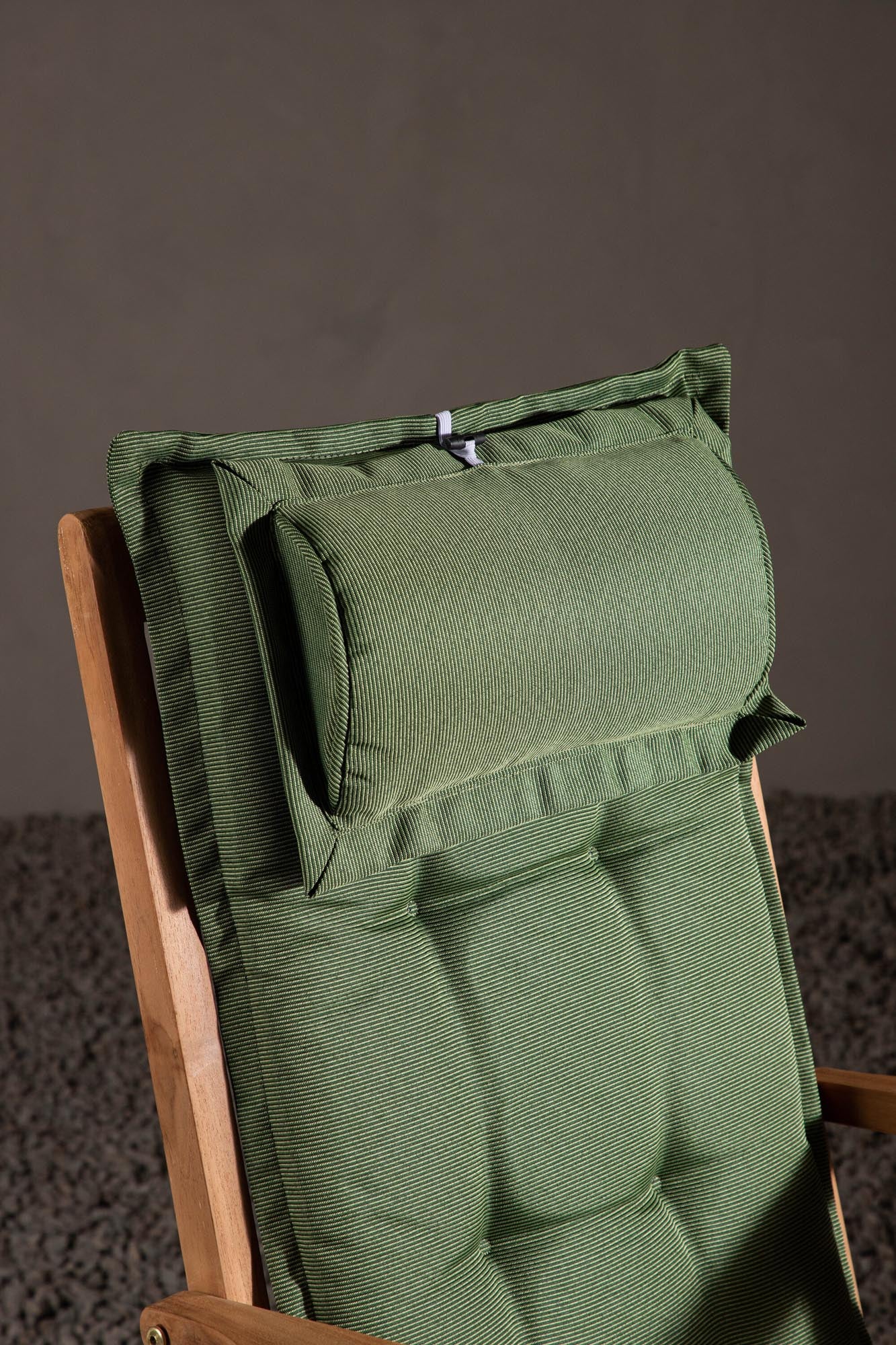 Stilvolles Kissen mit Füllung von Venture Home, perfekt für Komfort und Dekoration, hochwertig verarbeitet und vielseitig nutzbar.