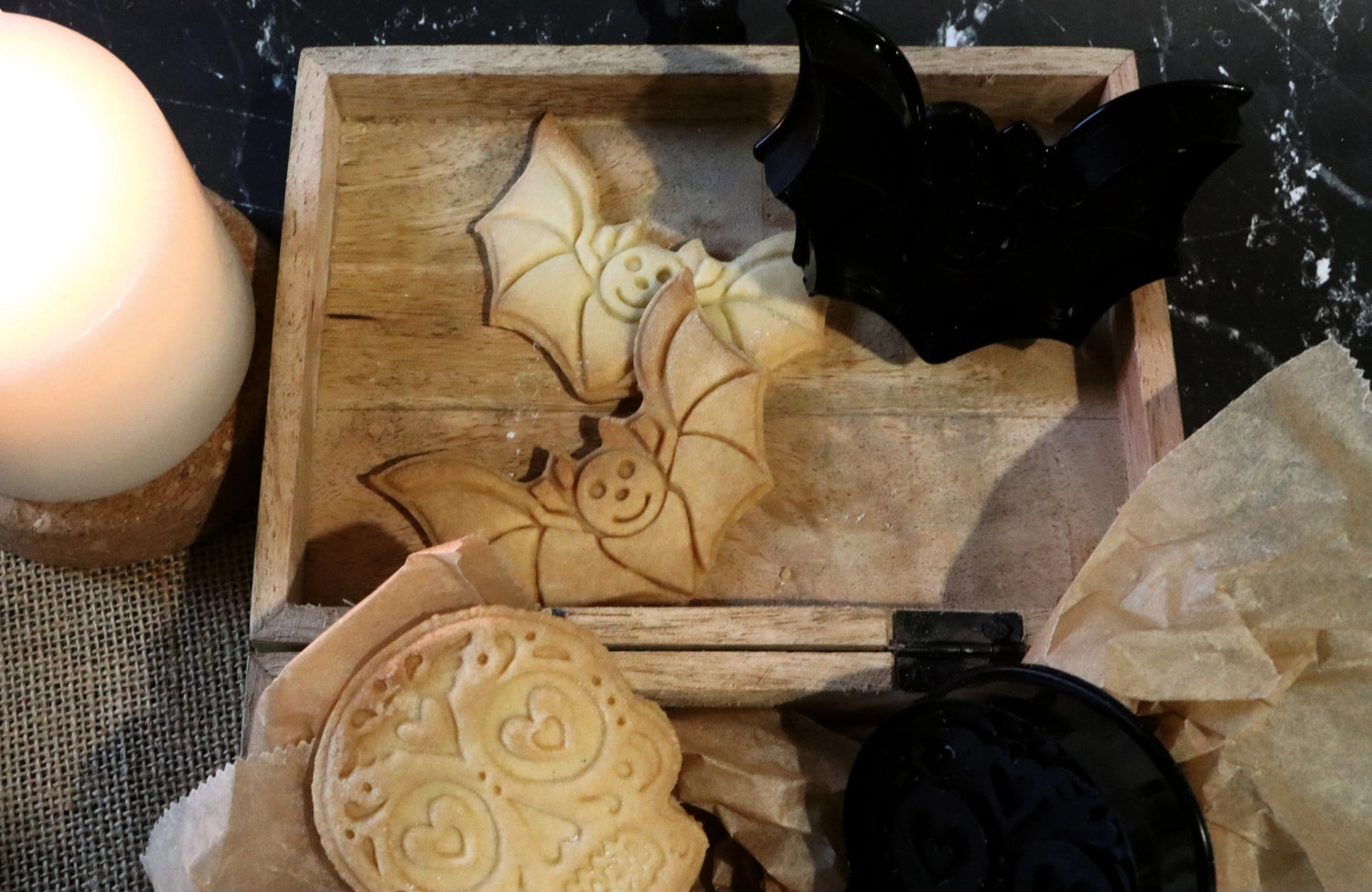 2er Set Ausstechformen Halloween in Schwarz präsentiert im Onlineshop von KAQTU Design AG. Ausstecher ist von Scrap Cooking