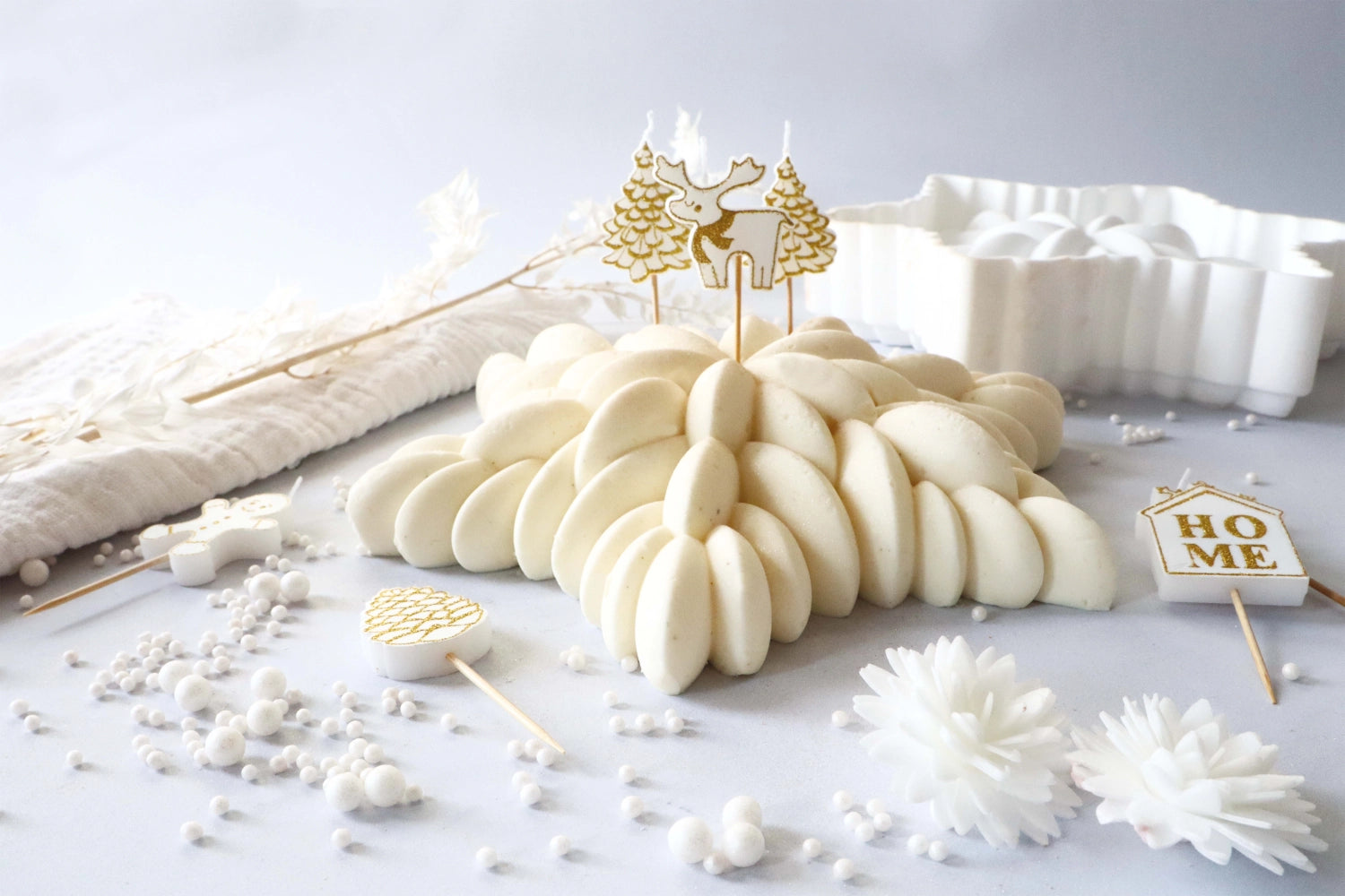 Sternförmige Silikon-Backform von Scrap Cooking, perfekt für festliche Leckereien und kreative Desserts. Flexibel und spülmaschinenfest.