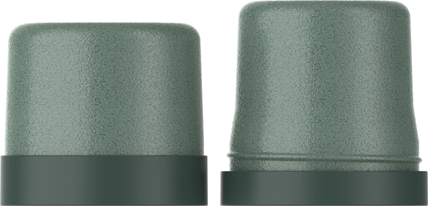 Hochwertige Stanley Trinkflasche in Hammertone Grün, 1.77l, perfekt für Outdoor-Aktivitäten und den täglichen Gebrauch. Langlebig und funktional.