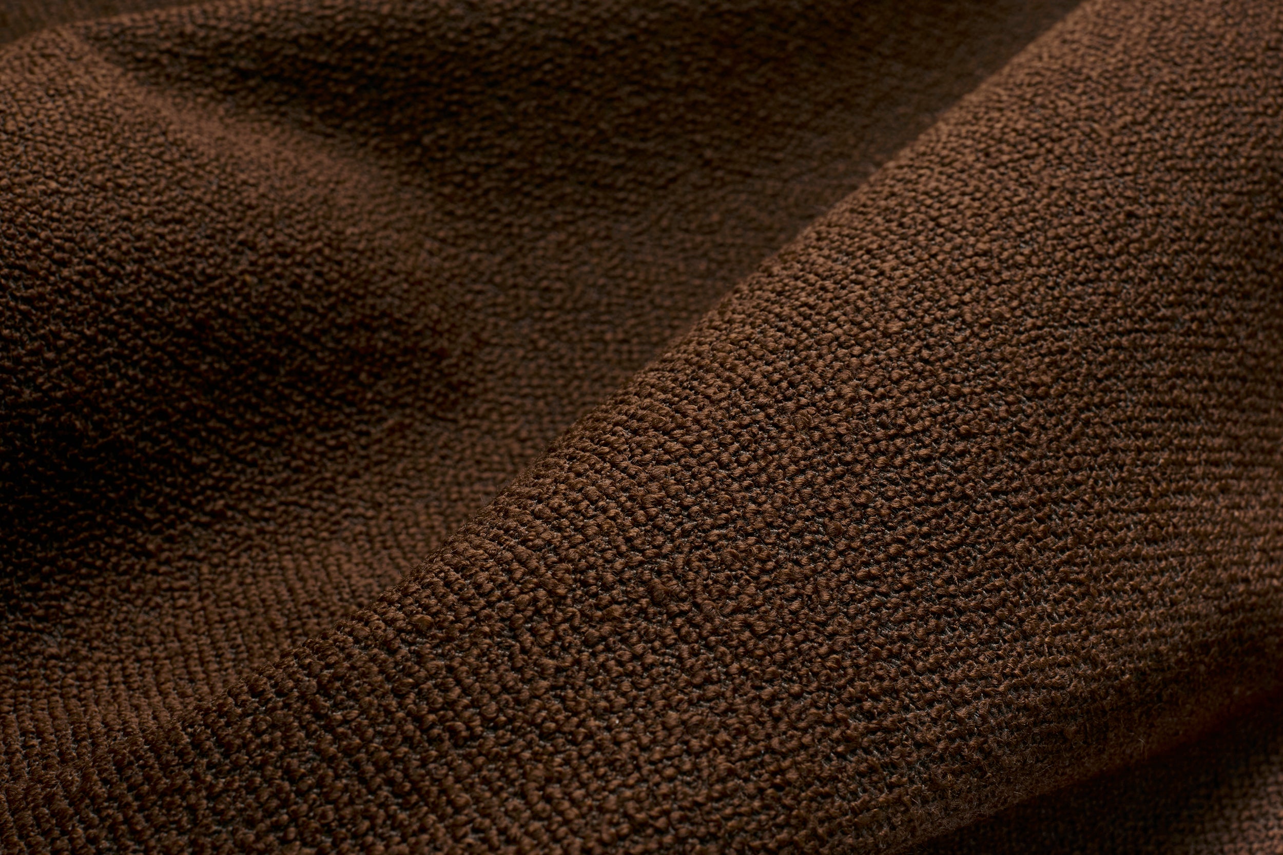 CozyPad Schlafsofa mit Armlehnen in 359 Taura Cappuccino präsentiert im Onlineshop von KAQTU Design AG. Bettsofa ist von Innovation Living