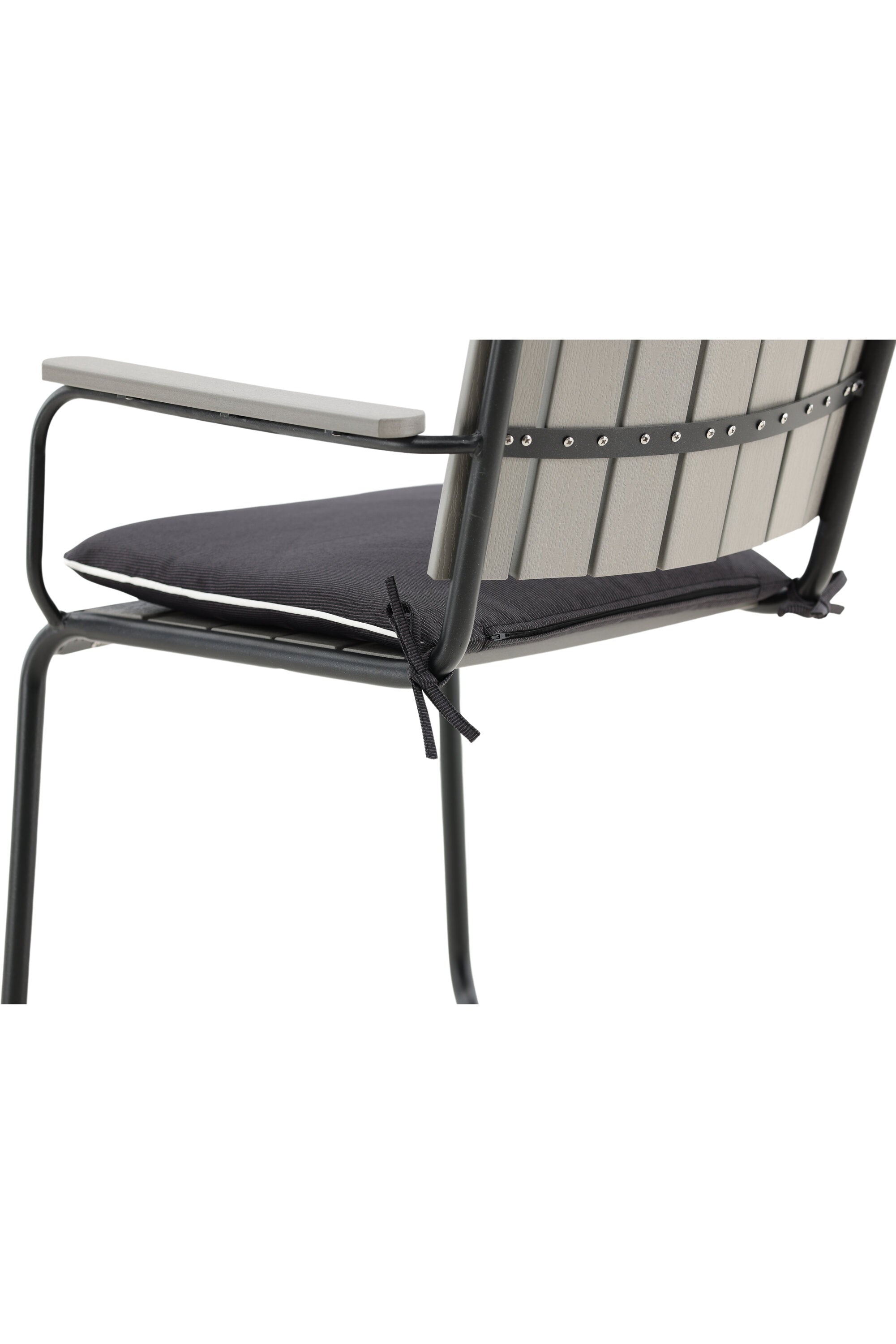 Dyna Holmsund Stuhl Ersatzkissen in Dunkelgrau präsentiert im Onlineshop von KAQTU Design AG. Sitzkissen ist von Venture Home
