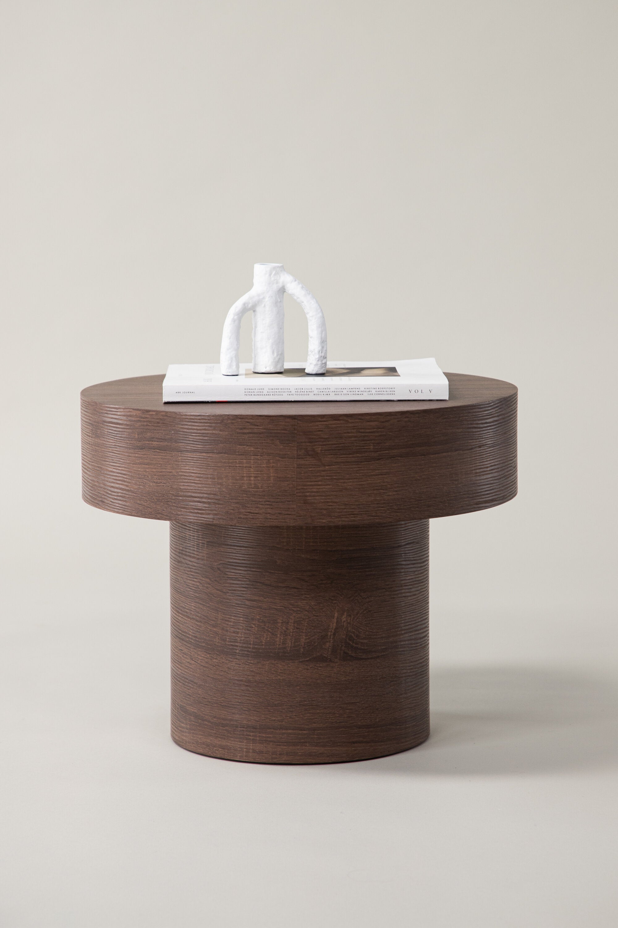 Malung Beistelltisch in Braun präsentiert im Onlineshop von KAQTU Design AG. Beistelltisch ist von Vind