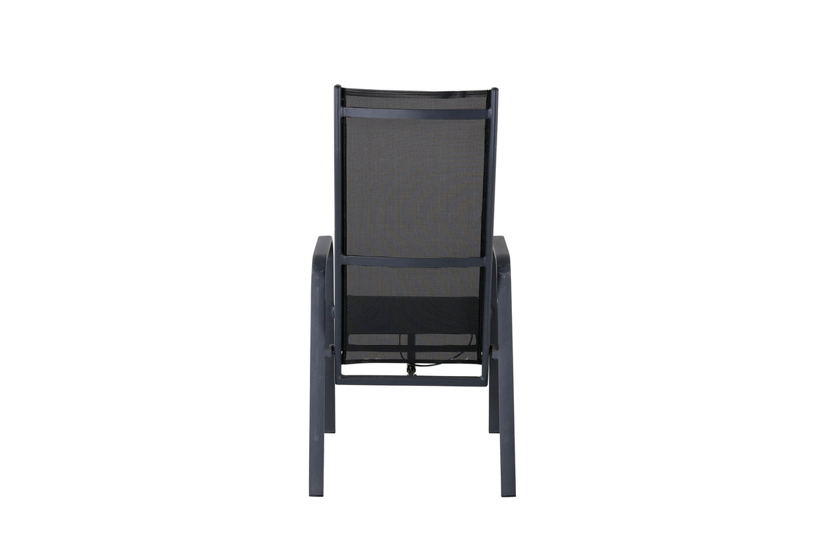 Copacabana Stuhl in Schwarz präsentiert im Onlineshop von KAQTU Design AG. Gartenstuhl mit Armlehnen ist von Venture Home