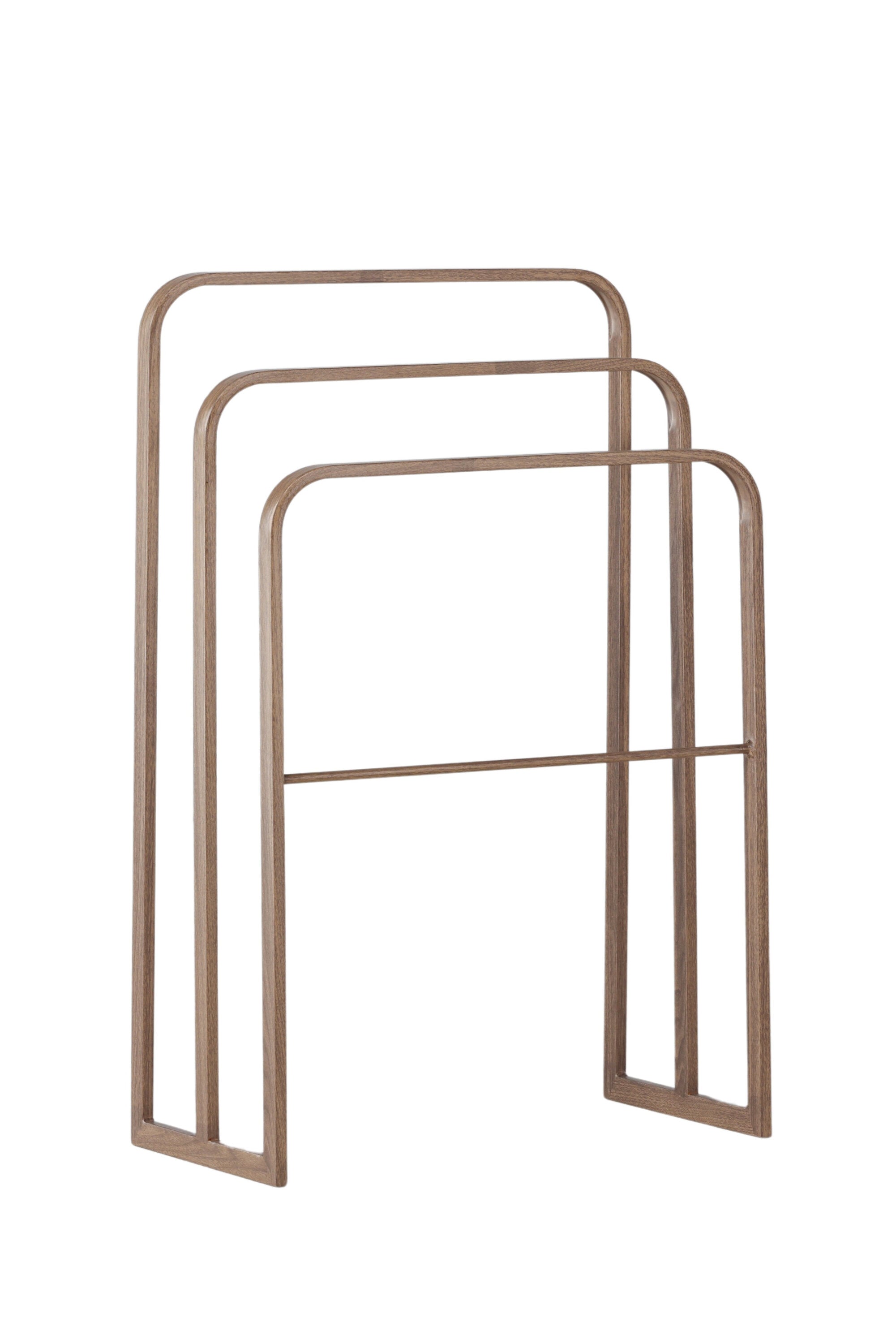 Drammen Hänger in Mokka präsentiert im Onlineshop von KAQTU Design AG. Stummer Diener ist von Vind