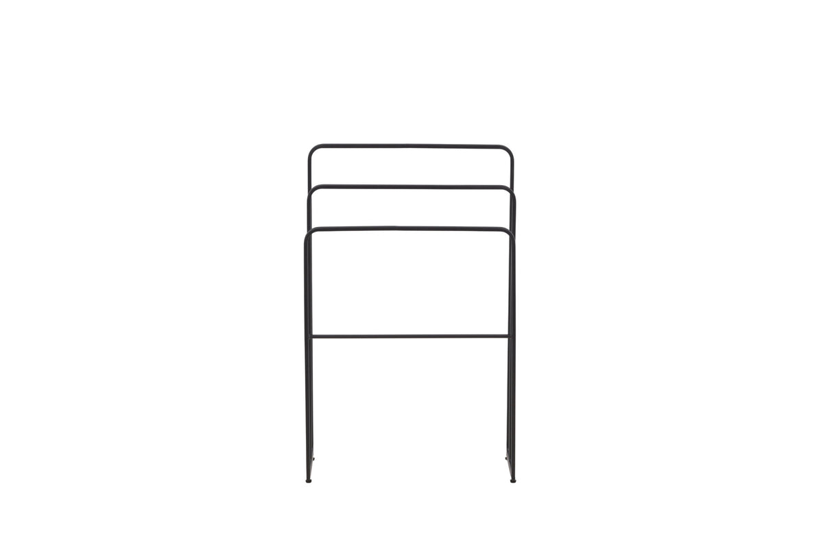 Drammen Kleiderbügel in Schwarz präsentiert im Onlineshop von KAQTU Design AG. Kleiderständer ist von Vind
