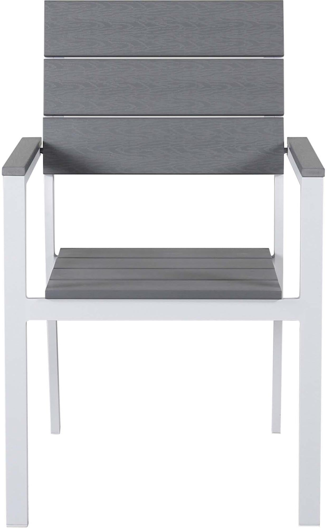 Robuster Levels Gartenstuhl von Venture Home für moderne Gärten.