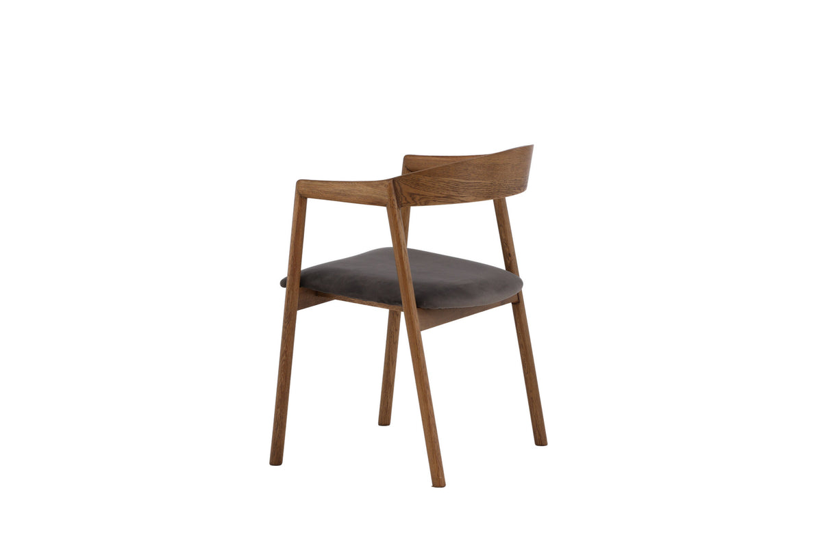 Långön Esszimmerstuhl in Braun präsentiert im Onlineshop von KAQTU Design AG. Stuhl mit Armlehne ist von Vind